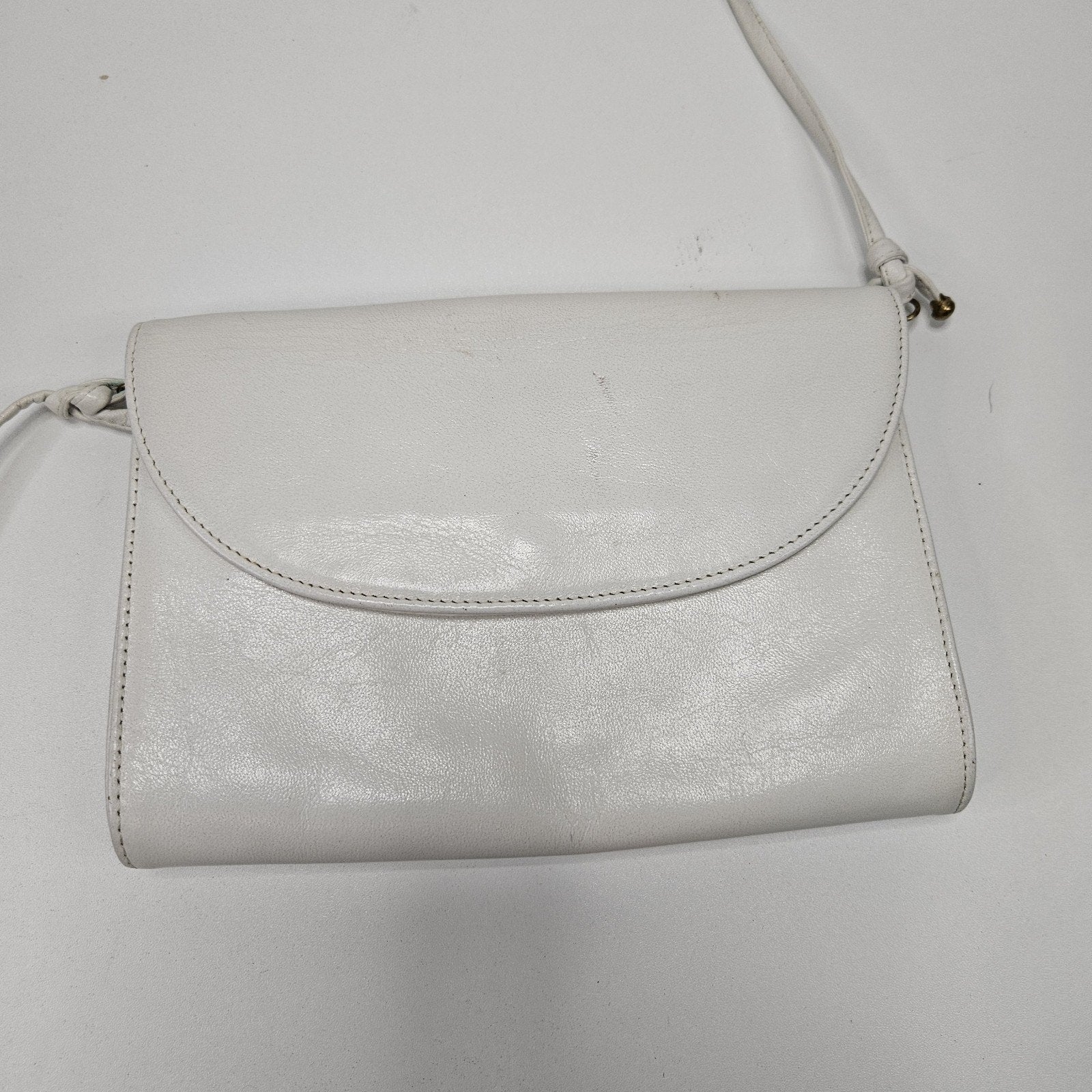 Vintage KORET 100% White Genuine Leather Crossbody Purse-B130 1960s Gold Tone