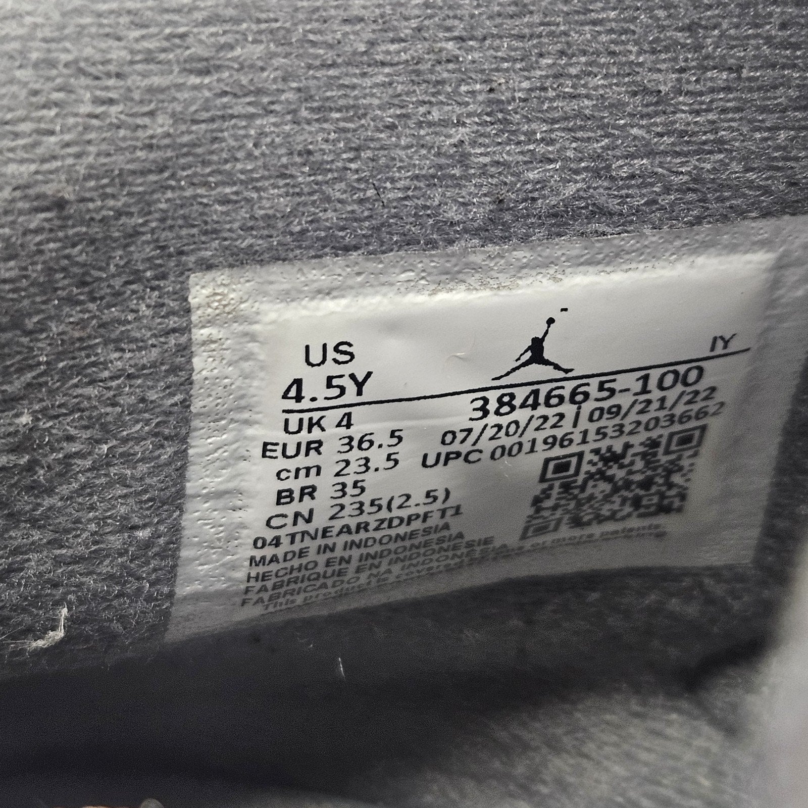 Air Jordan 6 Retro Low Cool Grey Youth Size 4.5M Kids Unisex Nike Streetwear