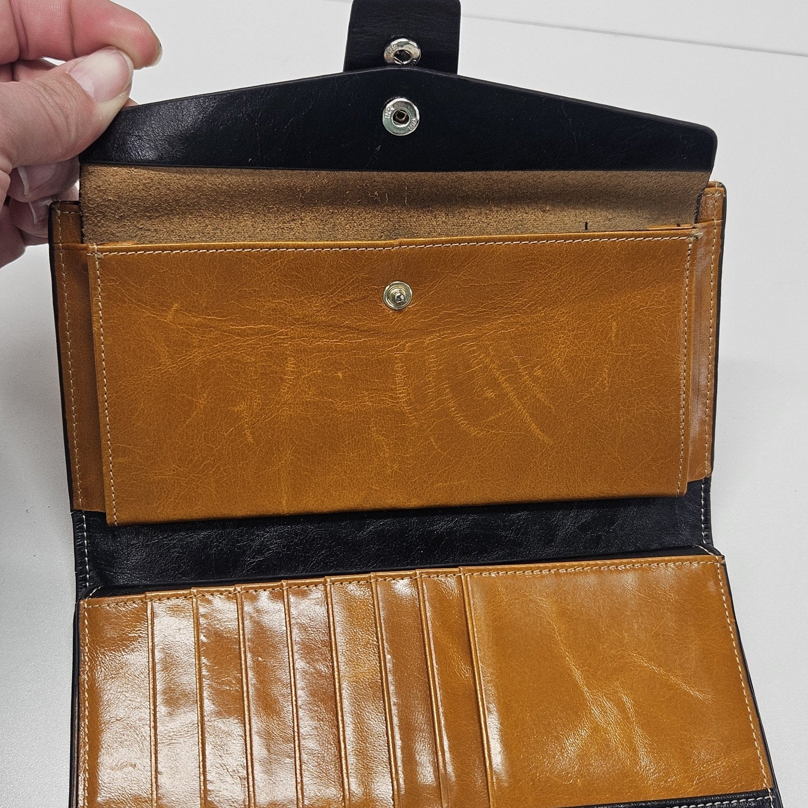 Vtg Mid-Century ARTISAN Custom Crafted Ginger Tan Leather Bifold Wallet 4 x 7.5