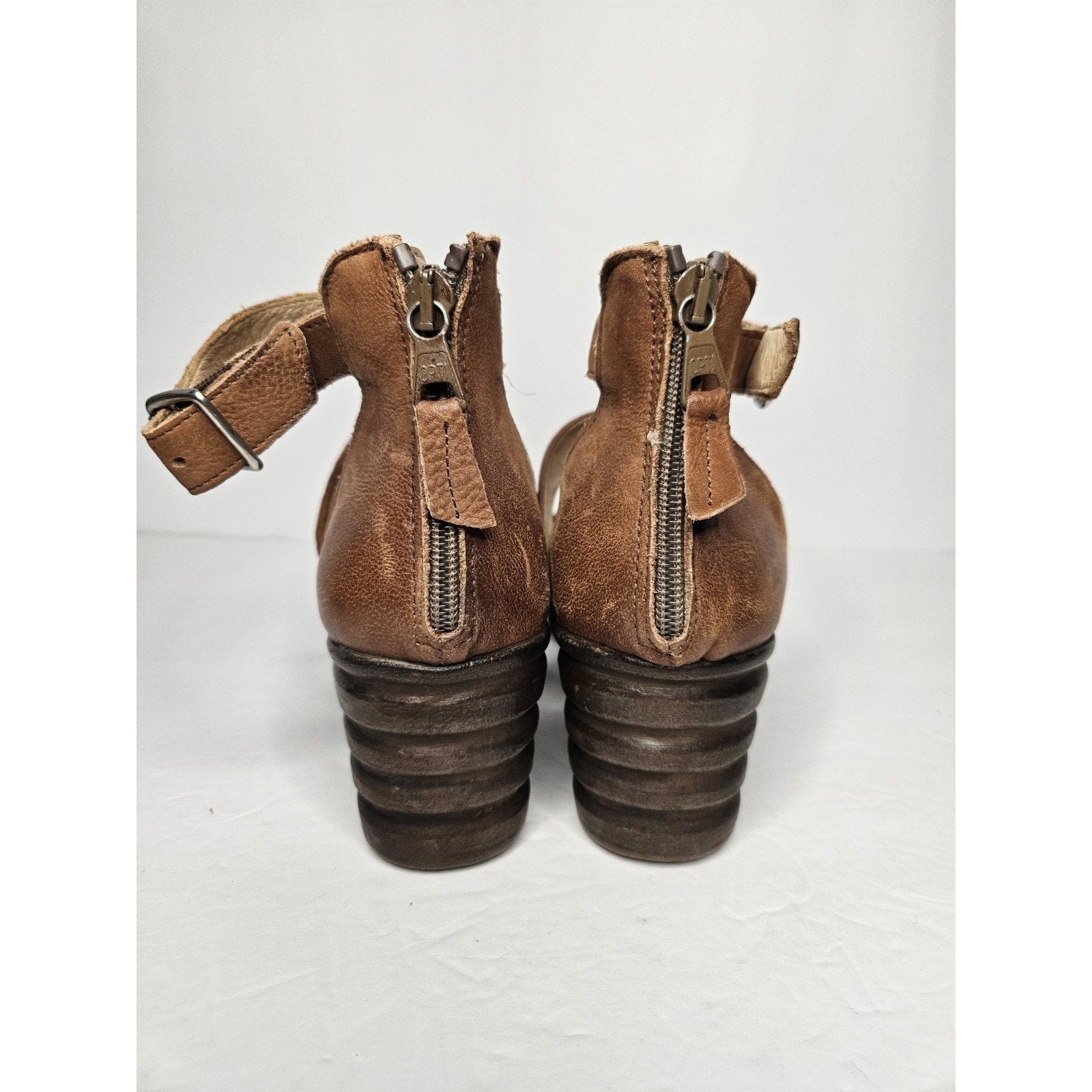 Miz Mooz Amia Brandy US Size 10 Cap Toe Closed Toe Boho Wedge Heels