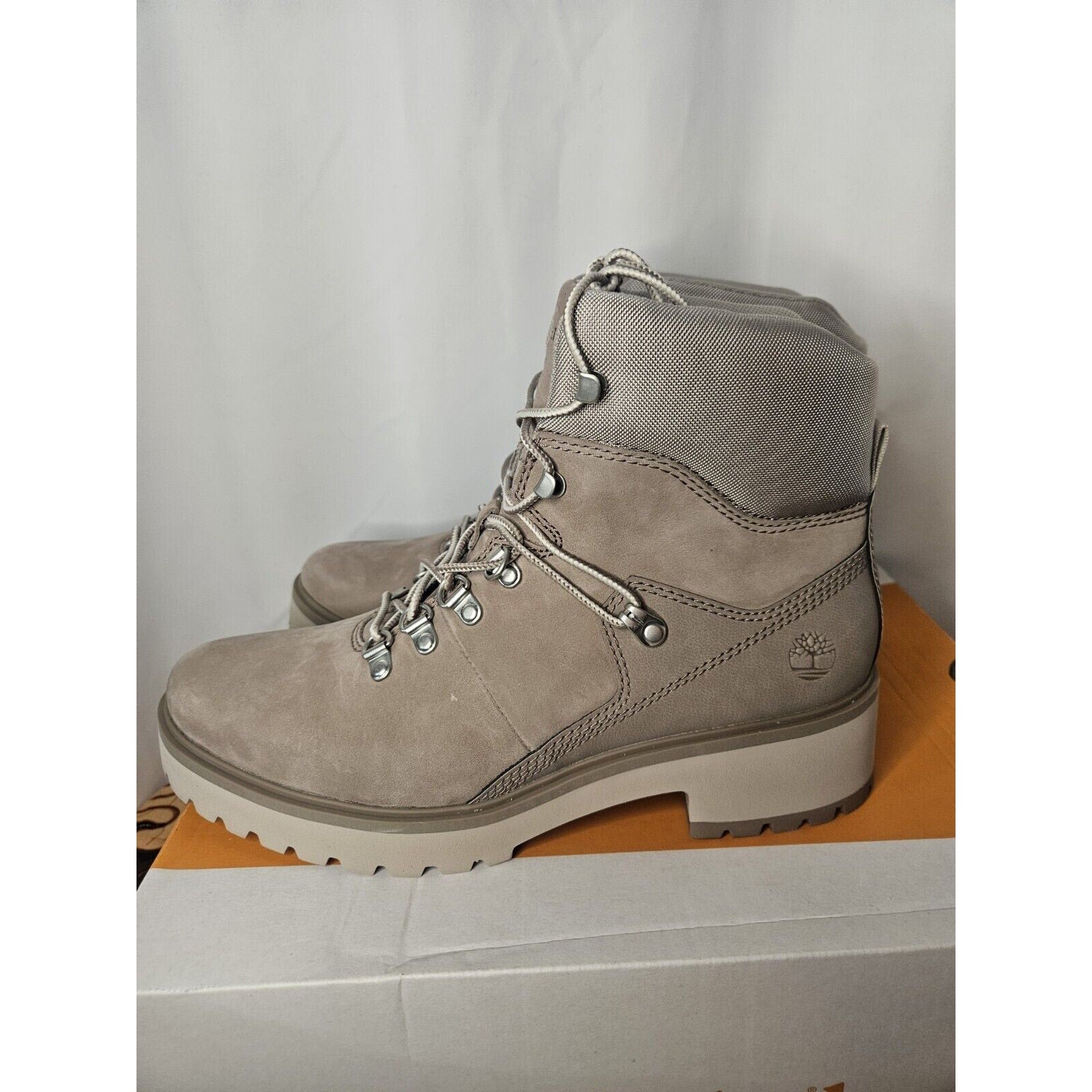 New Timberland Women's Carnaby Cool Hiker Boots NIB US 10 A8519