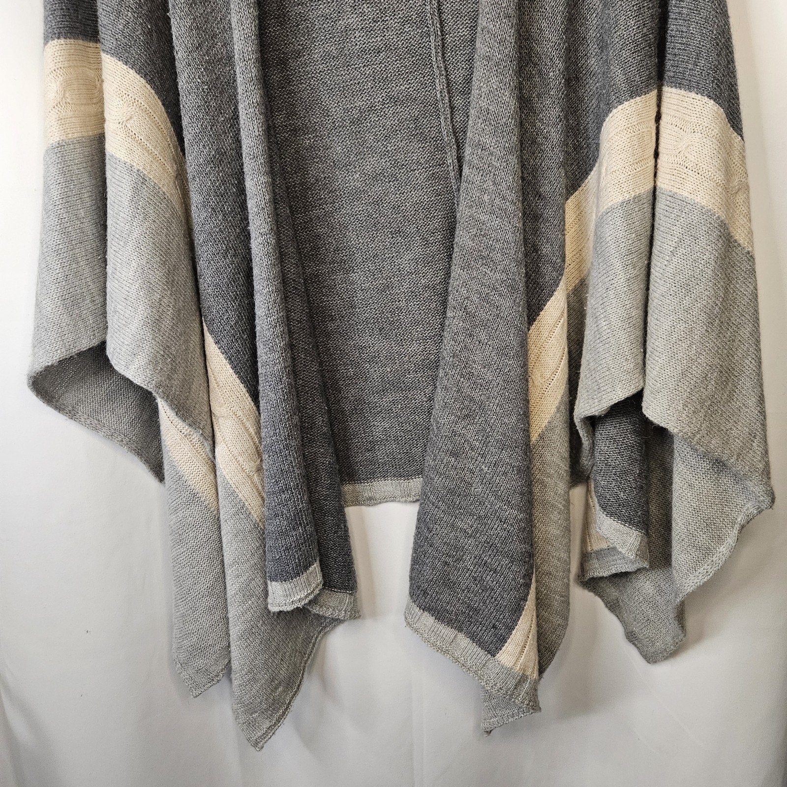 Corti Made in Italy Wool Blend Cardigan Shrug One Size Classic Cozy