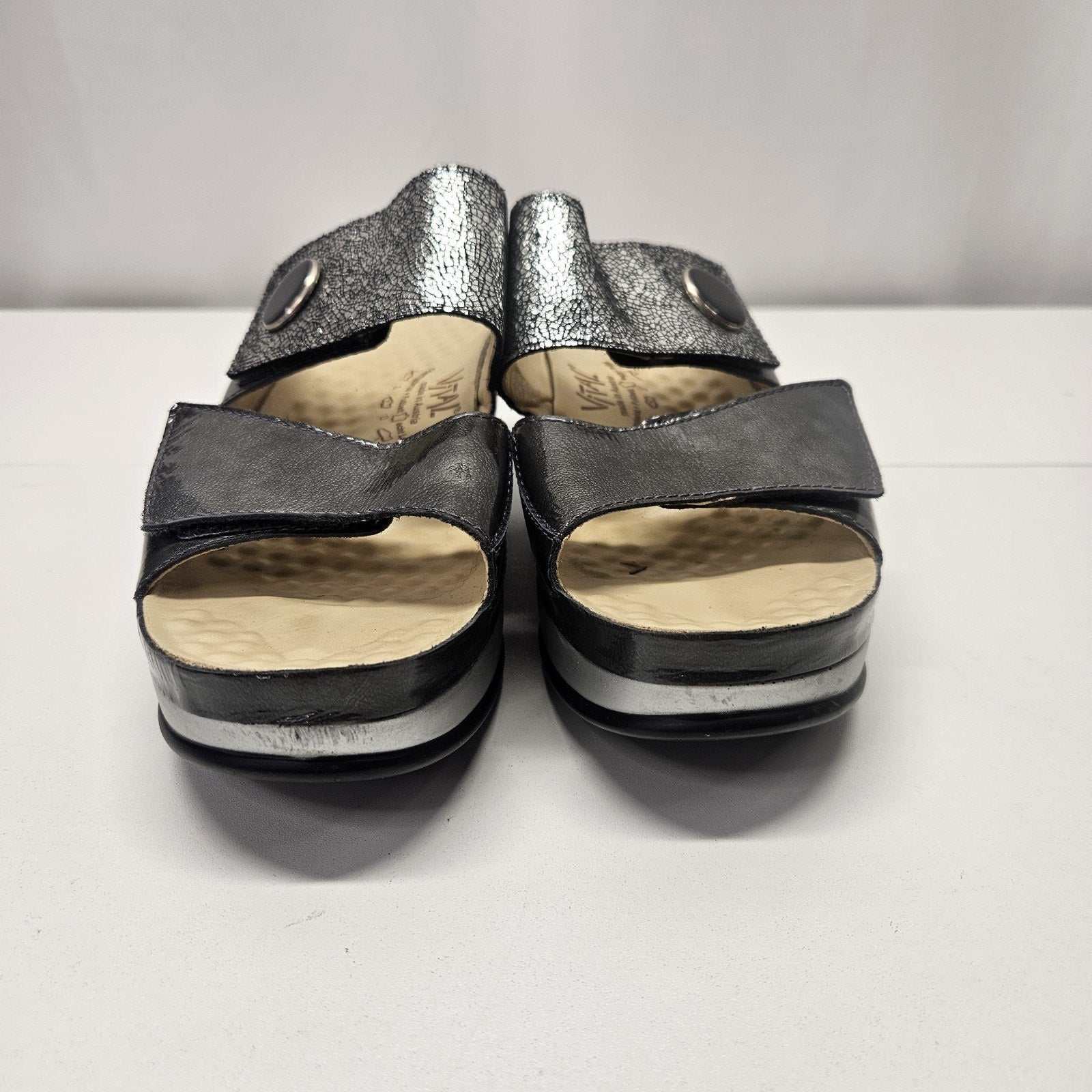 VITAL 1662 Wedge Slip On Leather Sandal Austria Size EU 41- US 10 Silver Black