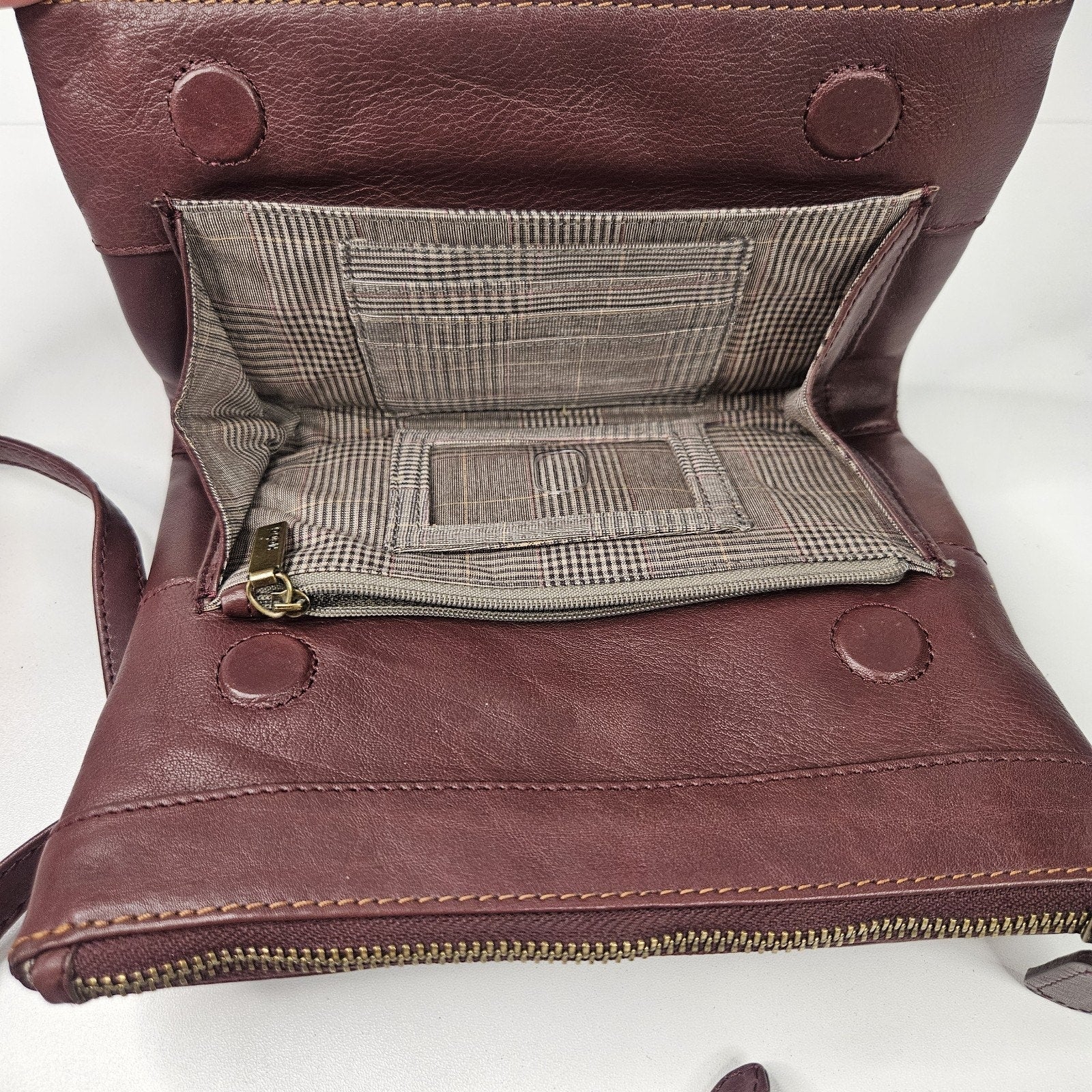 Hobo Merlot Crossbody Bag Strap Faux Leather Womens Handbag Purse Multi Comparts