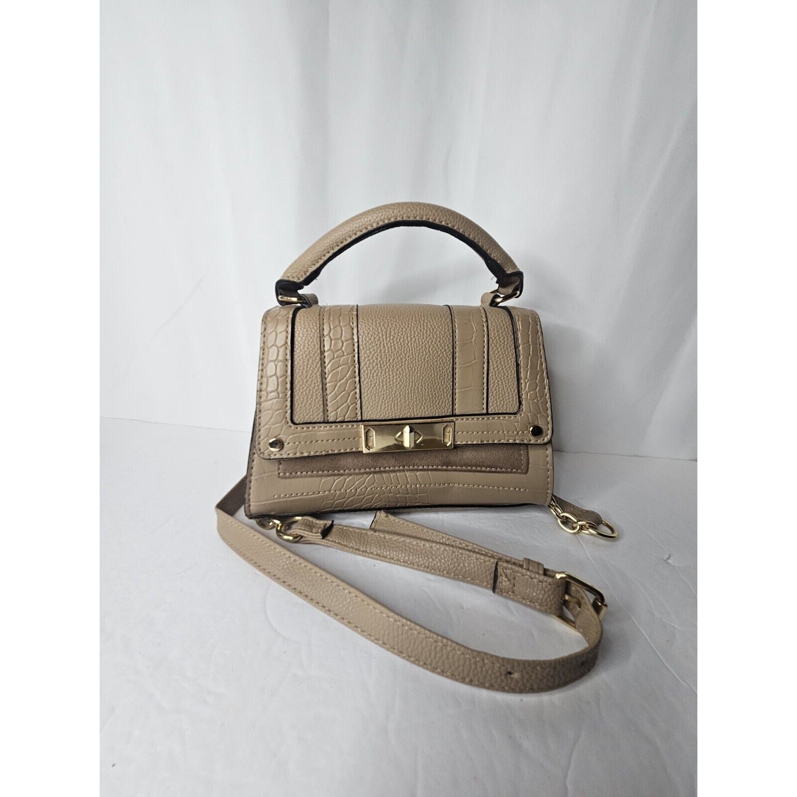 New!! Primark Women Very Cute Bone Shoulder Bag!! NWOT