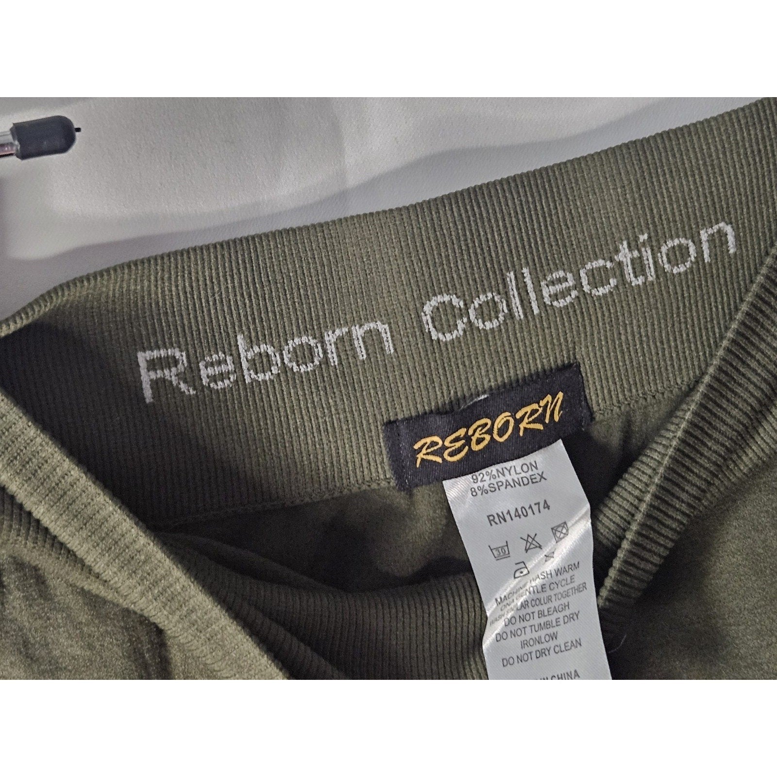 Reborn Leggings High Rise Crop Leggings Olive XL Cut Outs Stretch Seamless NWT