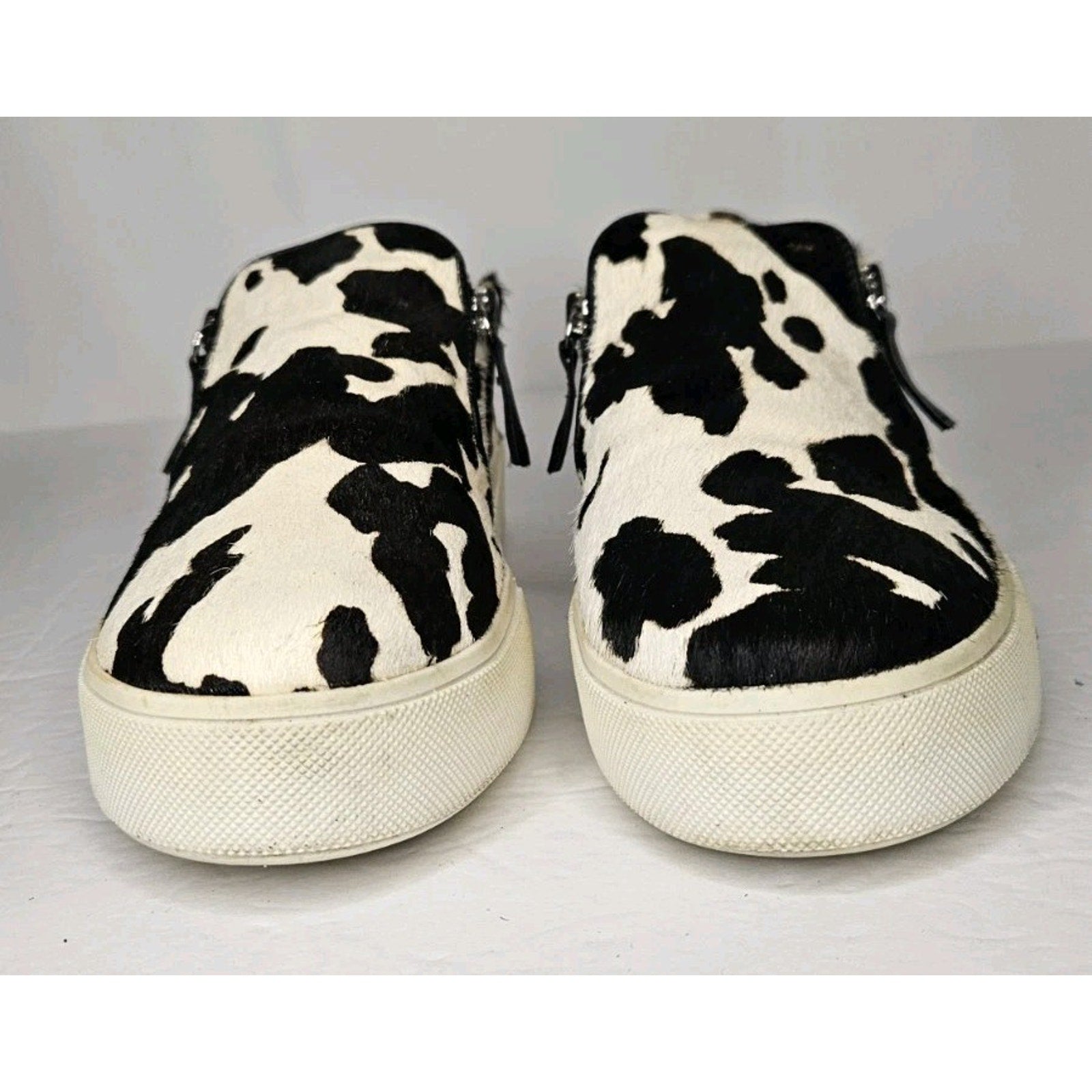 Very Volatile Women's Size 7.5 Normande Sneakers Black White Cow Print Real Fur