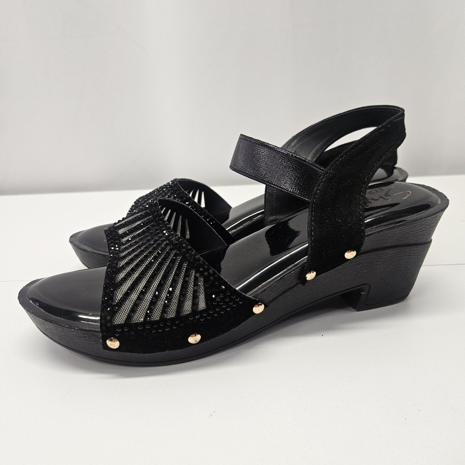 Shilip Footwear Low Platform Wedge Studded Sandals Black Rhinestones Sz 8.5M