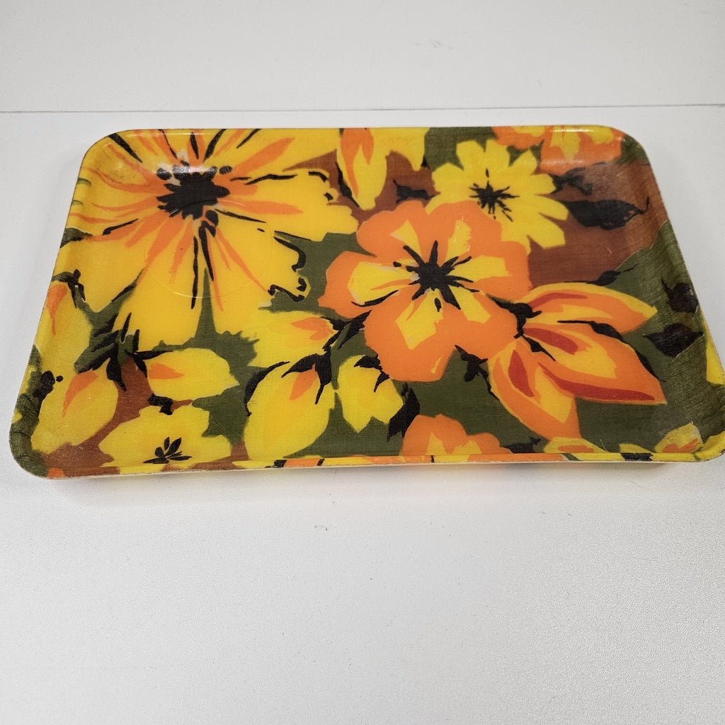 Flower Power 1960’s Fiberglass Serving Trays Quaker Fashion Fair Trinket Tray
