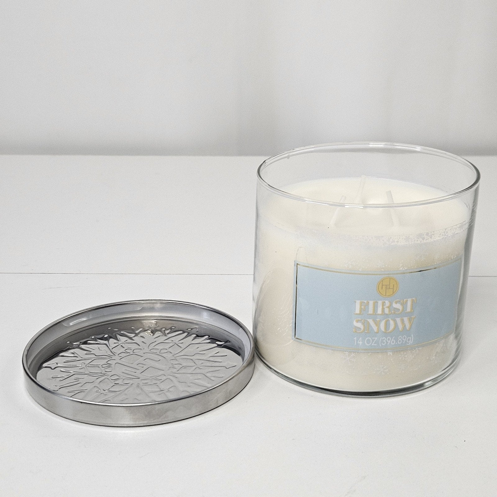 Huntington Home Soy Blend Candle - FIRST SNOW Scent - 3 Wick 14 oz 4" Round