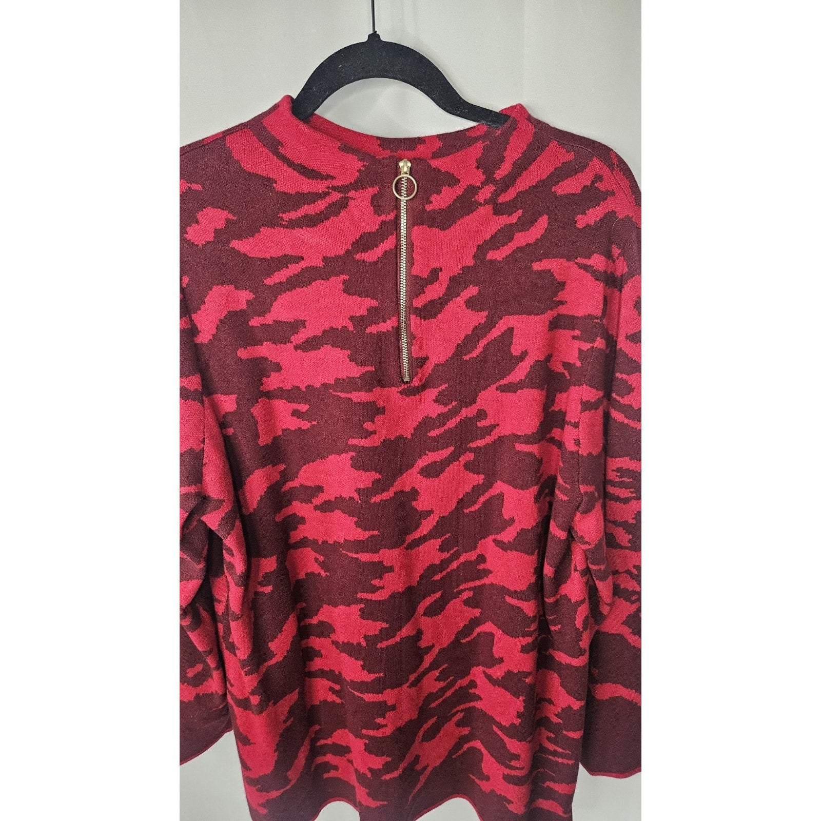 Chico’s Zip Back Mock Neck Red Knit Sweater Classic Fit 3/4 Sleeves Size 3 XL