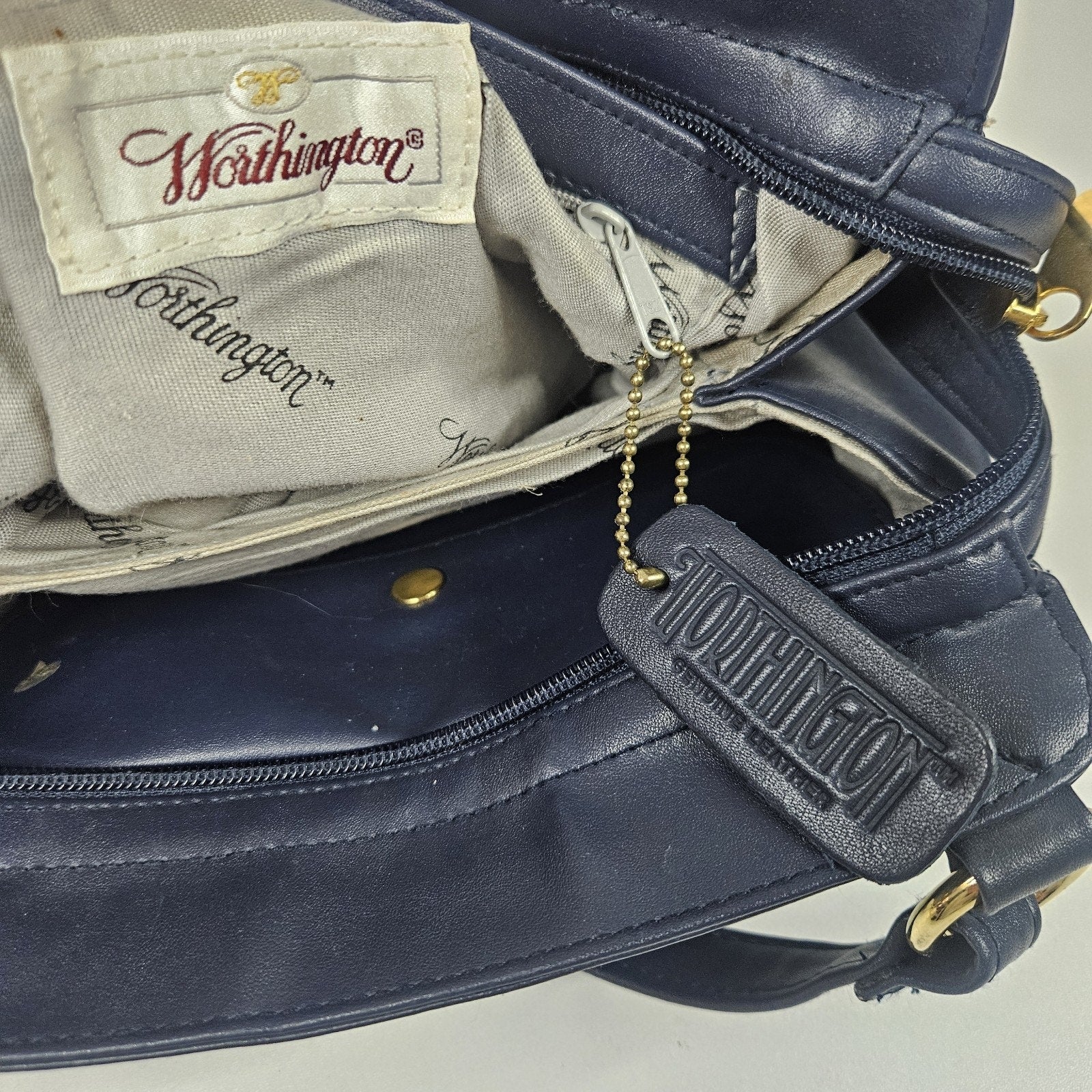 Vintage Worthington Navy Blue Leather Lambskin Shoulder Bag Purse Classic 90s