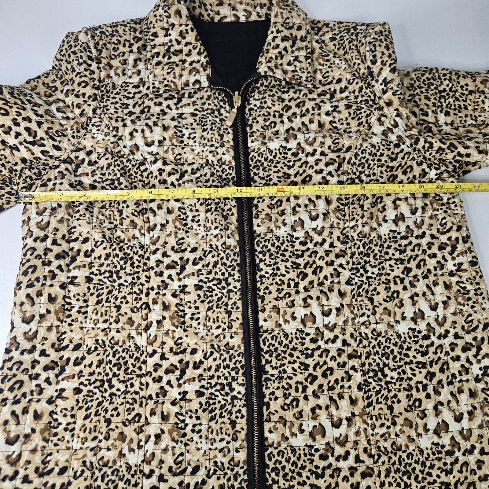 Reversible Jacket Leopard Print & Black Quilted Jacket Women’s Medium
