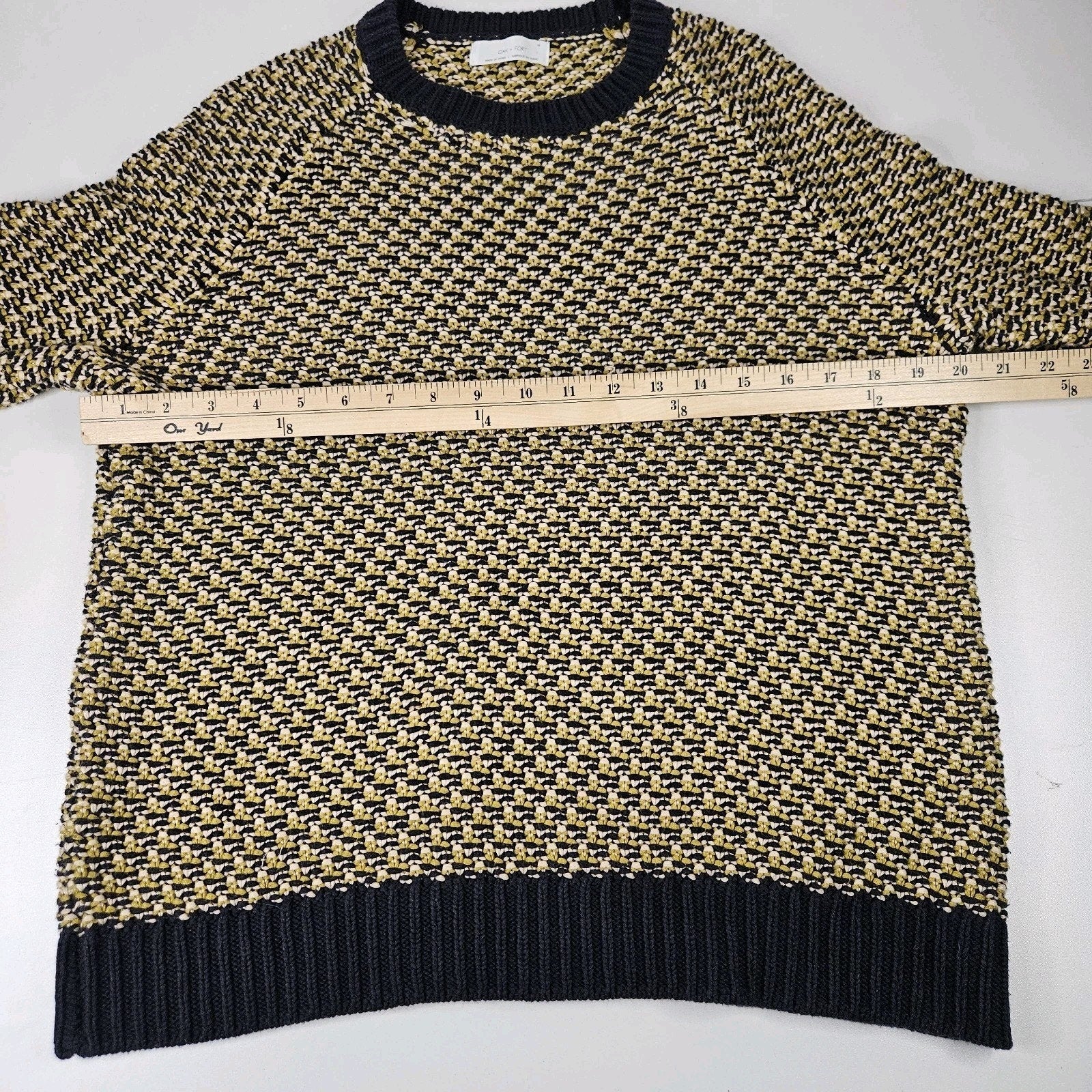 Oak + Fort Knit Crewneck Pullover Sweater Medium Yellow Grey Fisherman Preppy