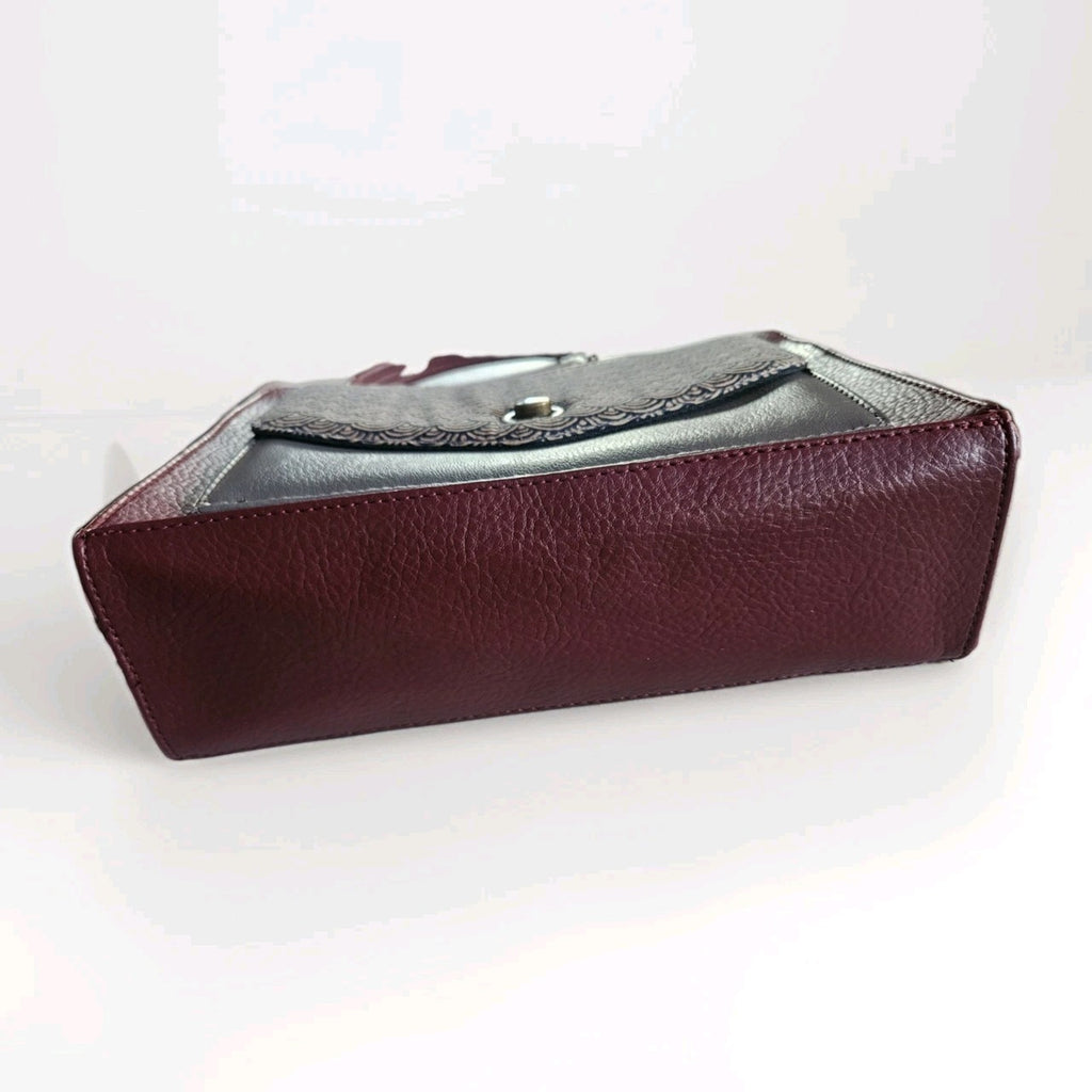 Burgundy BoeJack Design Crossbody Purse w Chain Strap & Pattern