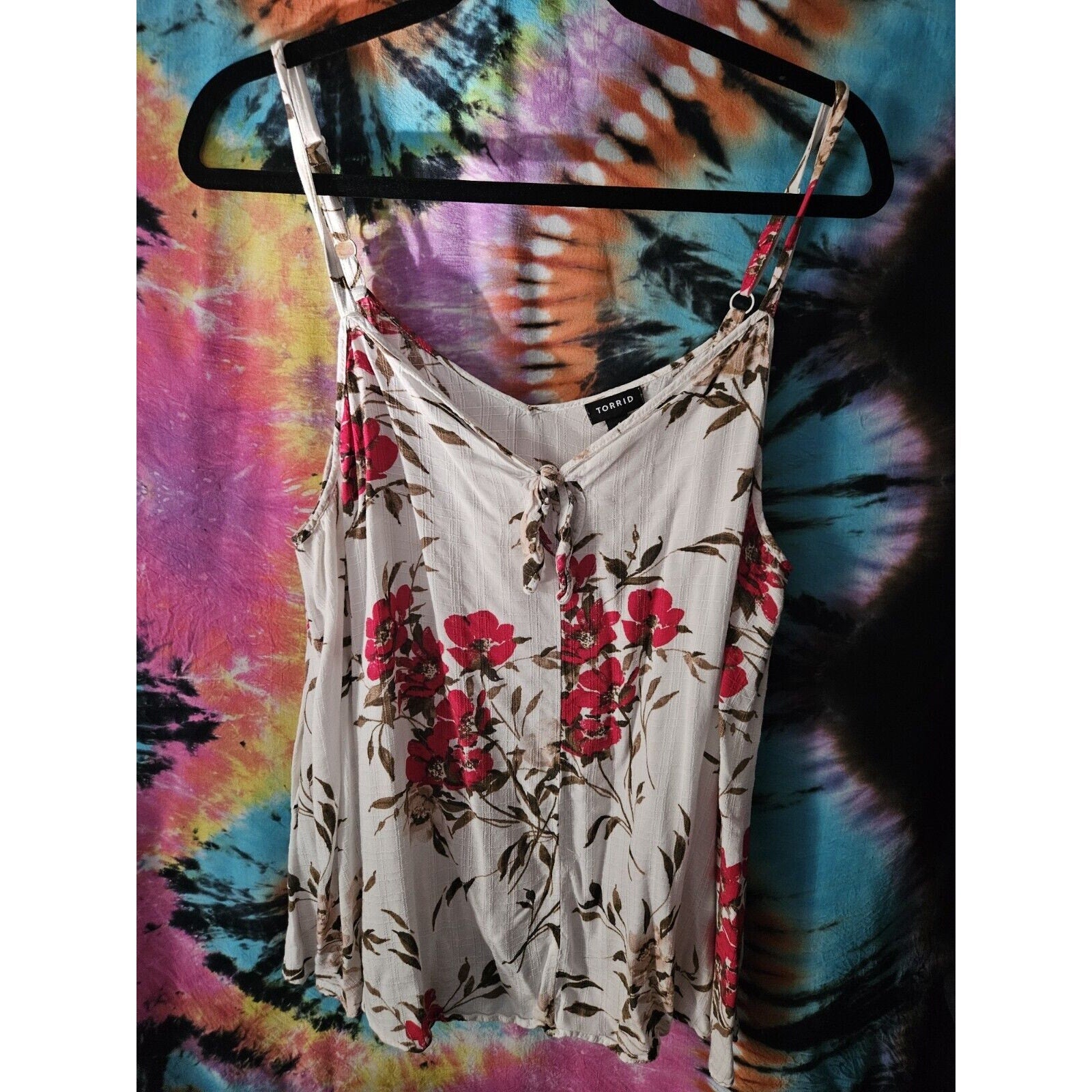 Torrid Women's Sleeveless Top Size 1 Tie Front Cream with Red Flowers