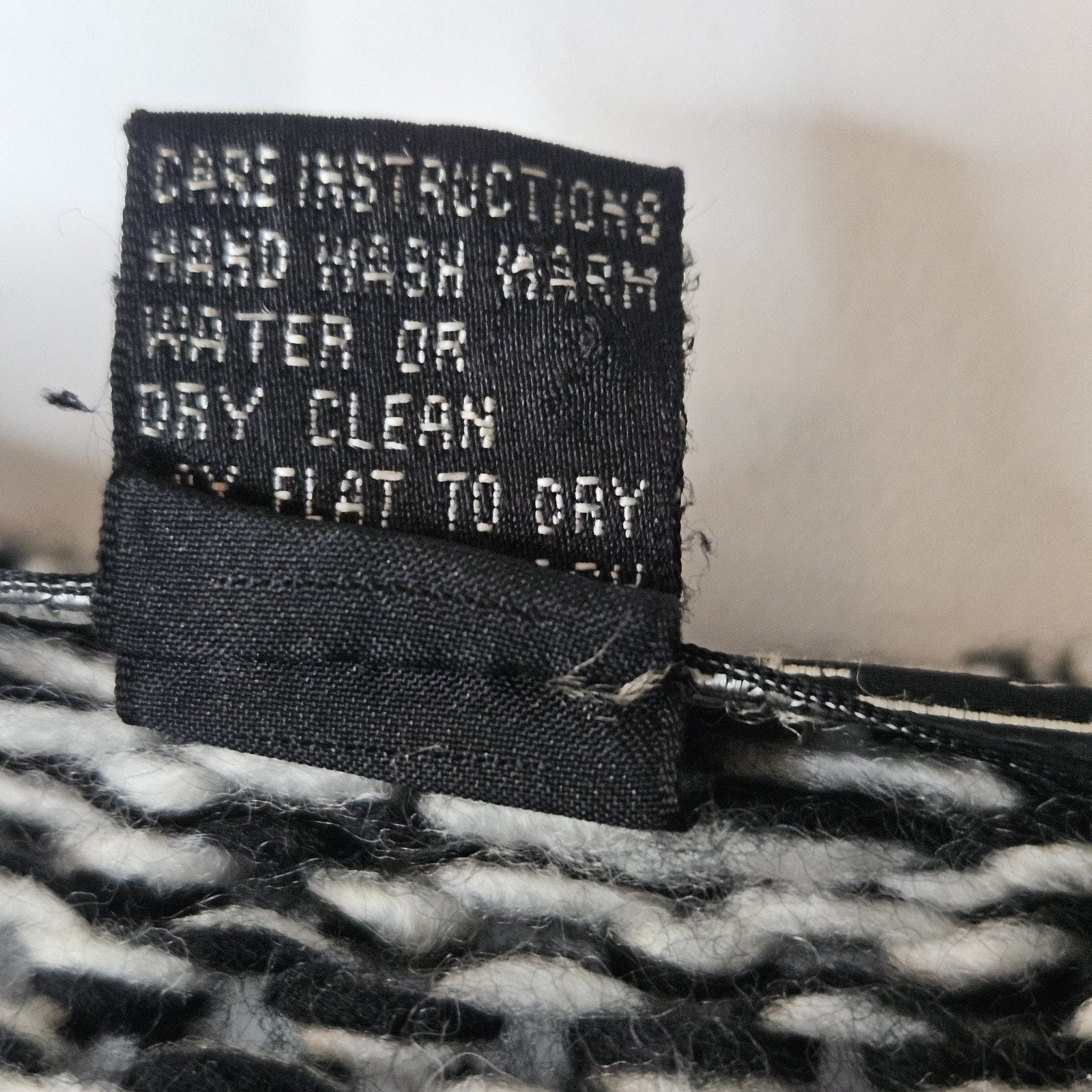 Vtg Handmade 80s Black & Gray Chunky Abstract Cardigan Sweater Women's Large