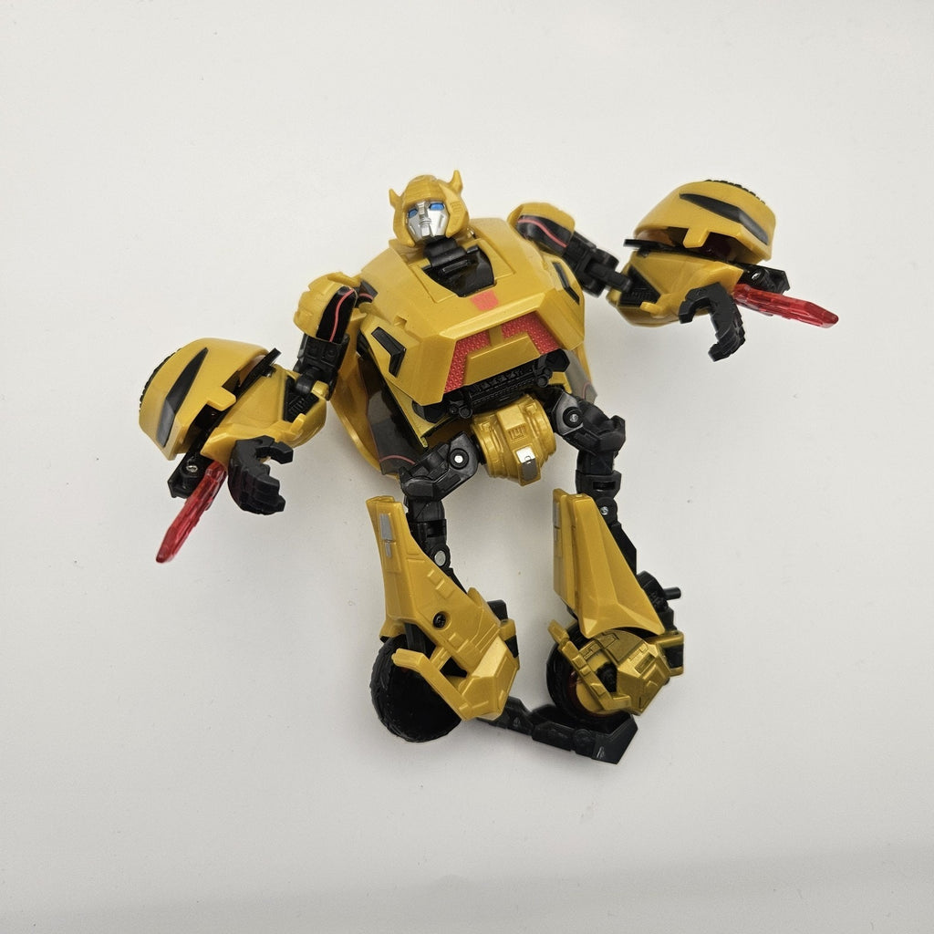 Transformers Generations Cybertronian Bumblebee 2009 Deluxe
