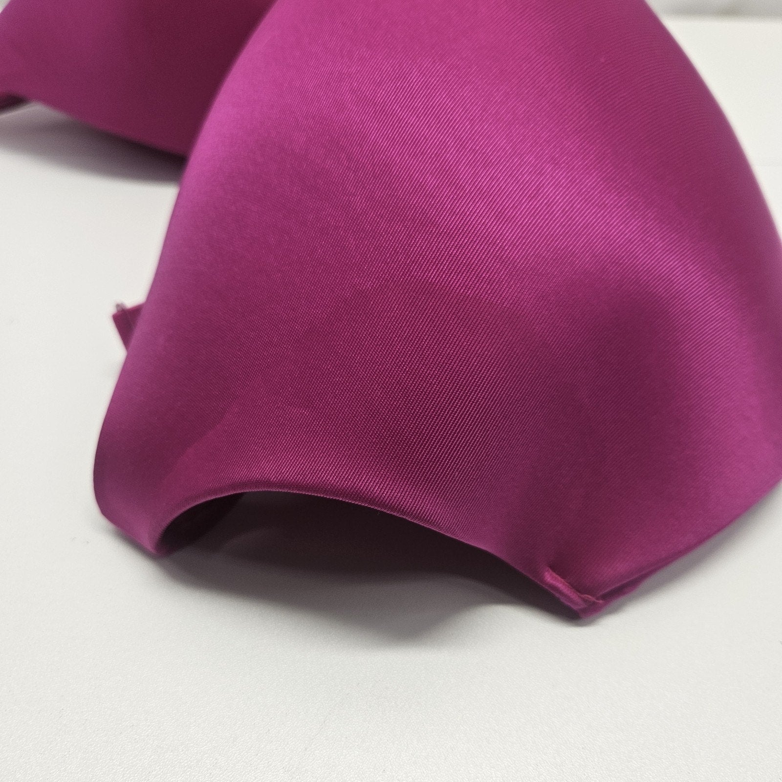 CACIQUE Magenta Pink Satin Bra Size 44H Full Coverage T Shirt Bra Everyday