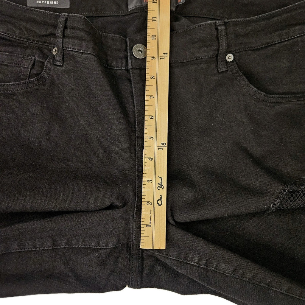 Torrid Boyfriend Jeans Black Denim Stretch Straight Distressed 18 Reg Fishnets
