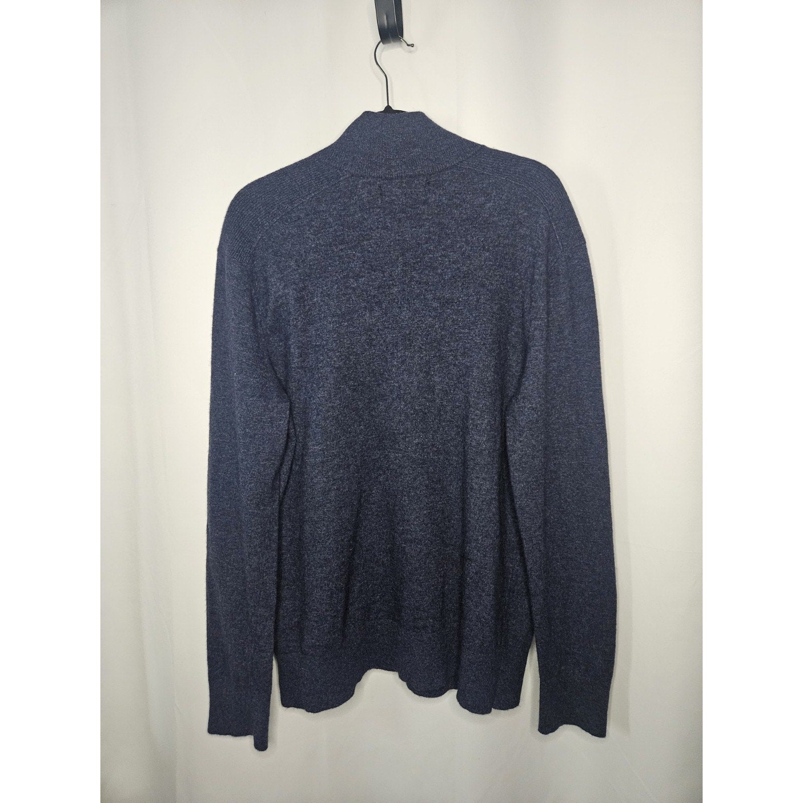 Banana Republic Men's Italian Yarn Wool Blue Henley Style Sweater Size Large