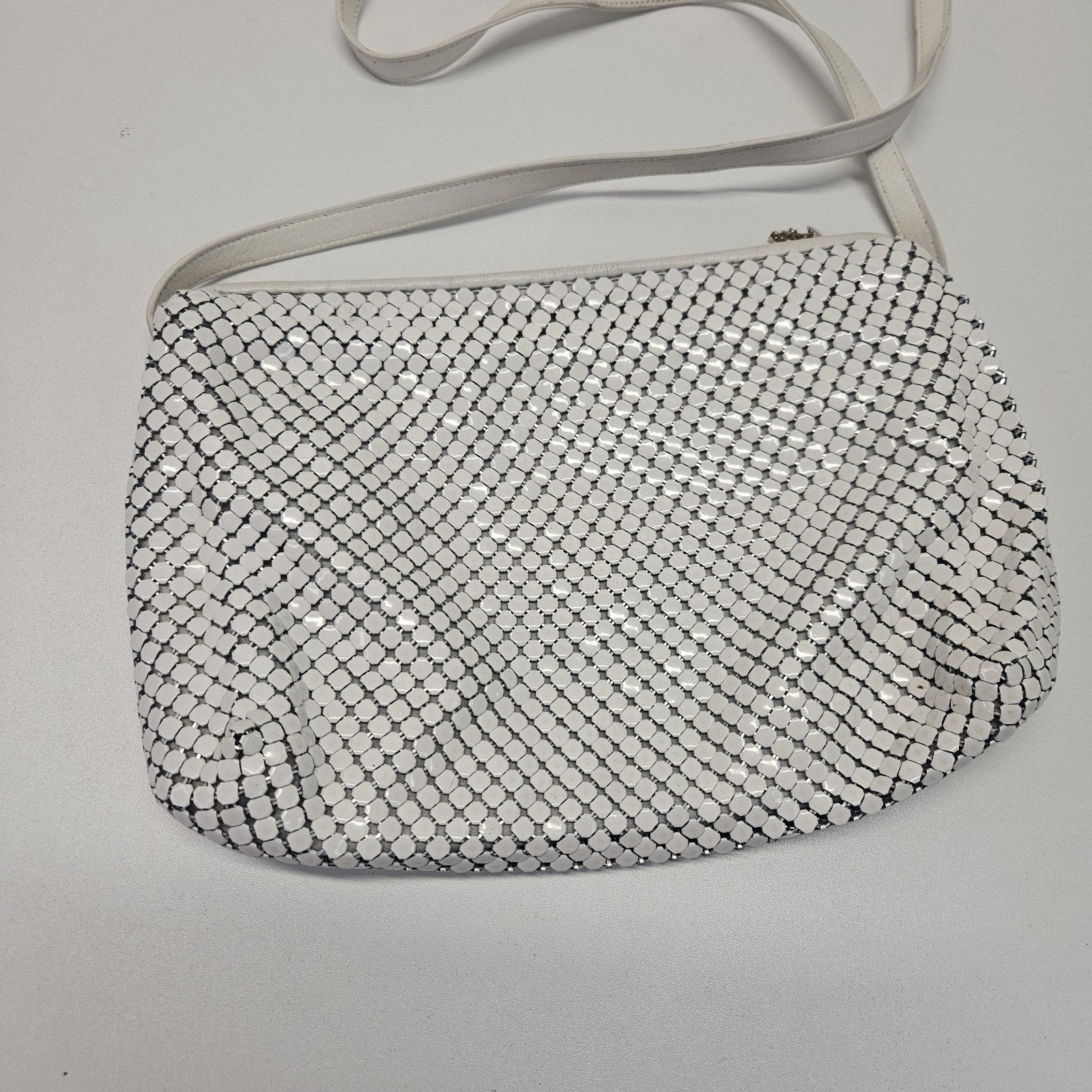 Retro Whiting and Davis Mini Handbag Purse White Metal Mesh Evening Shoulder