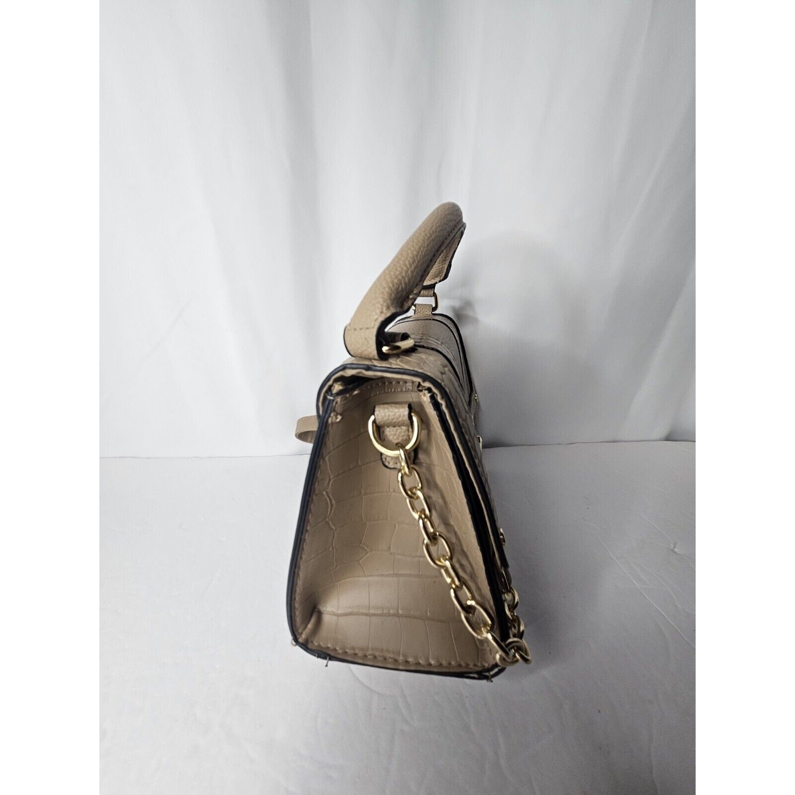 New!! Primark Women Very Cute Bone Shoulder Bag!! NWOT