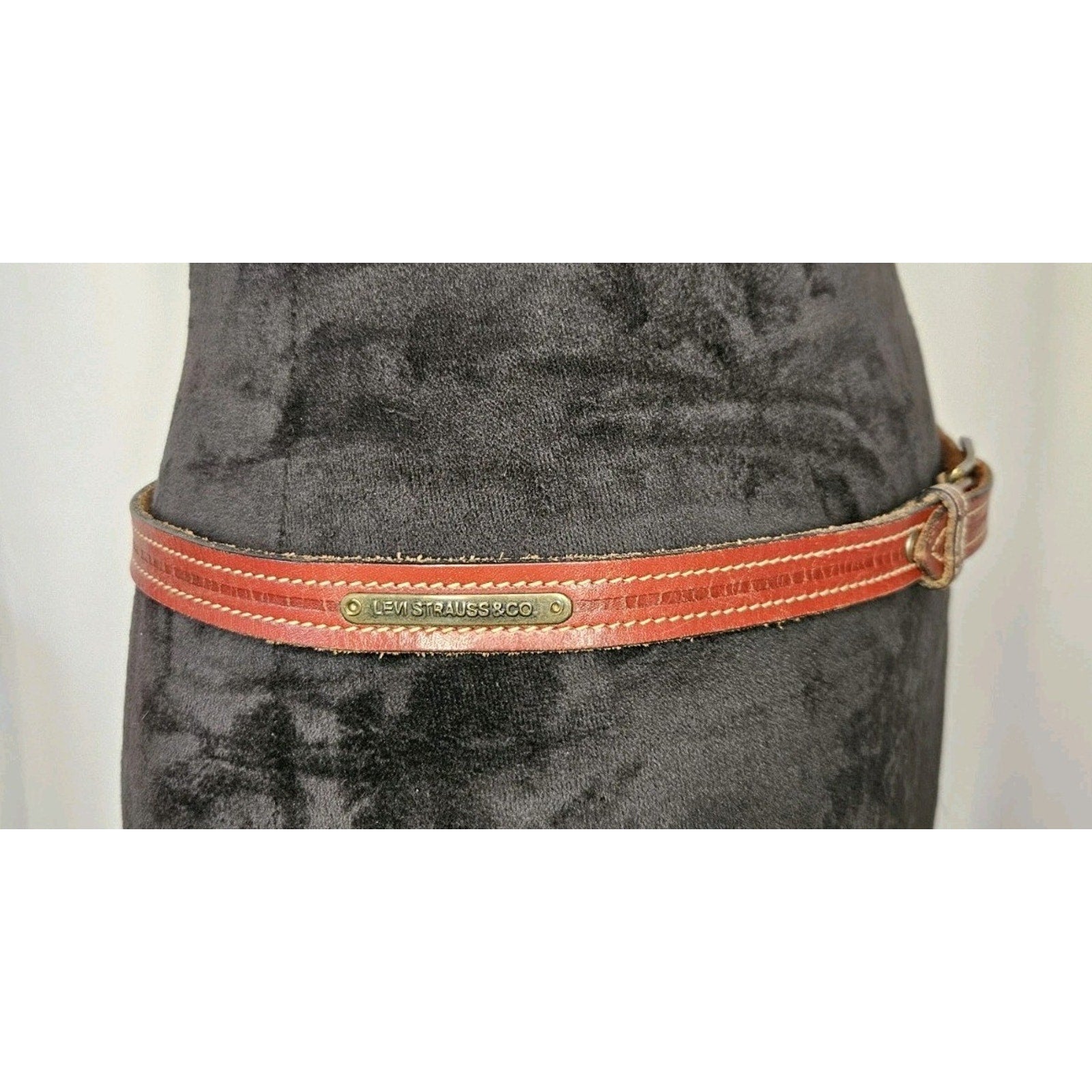 Vintage Levi Strauss & Co Red Leather Belt 34" Levi's Skinny 3/4" Stitched USA