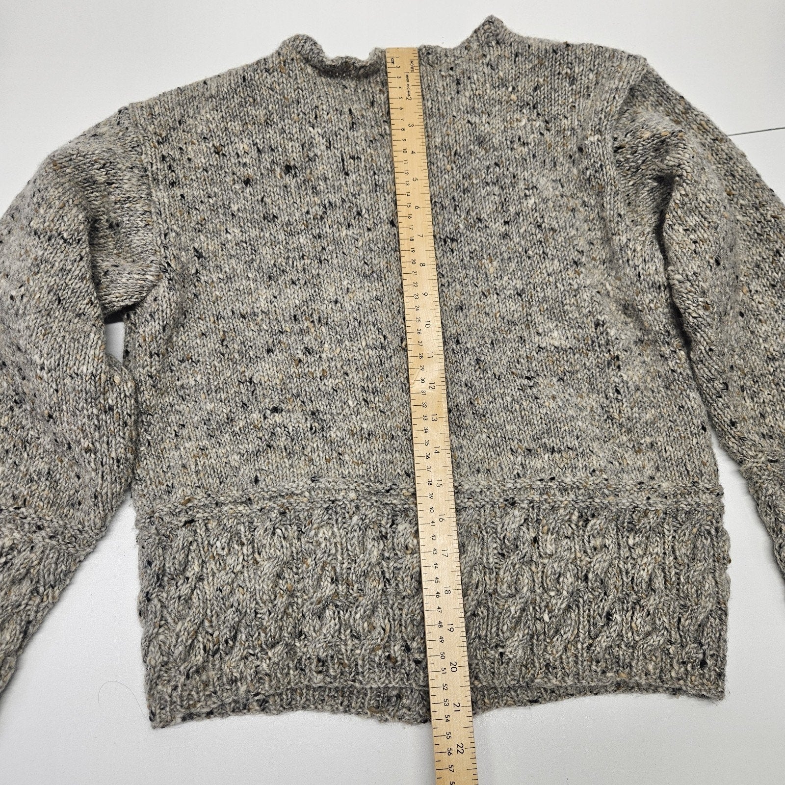 VTG Hand Knit Medium Gray Chunky Cable Knit Cardigan Sweater Fishermen