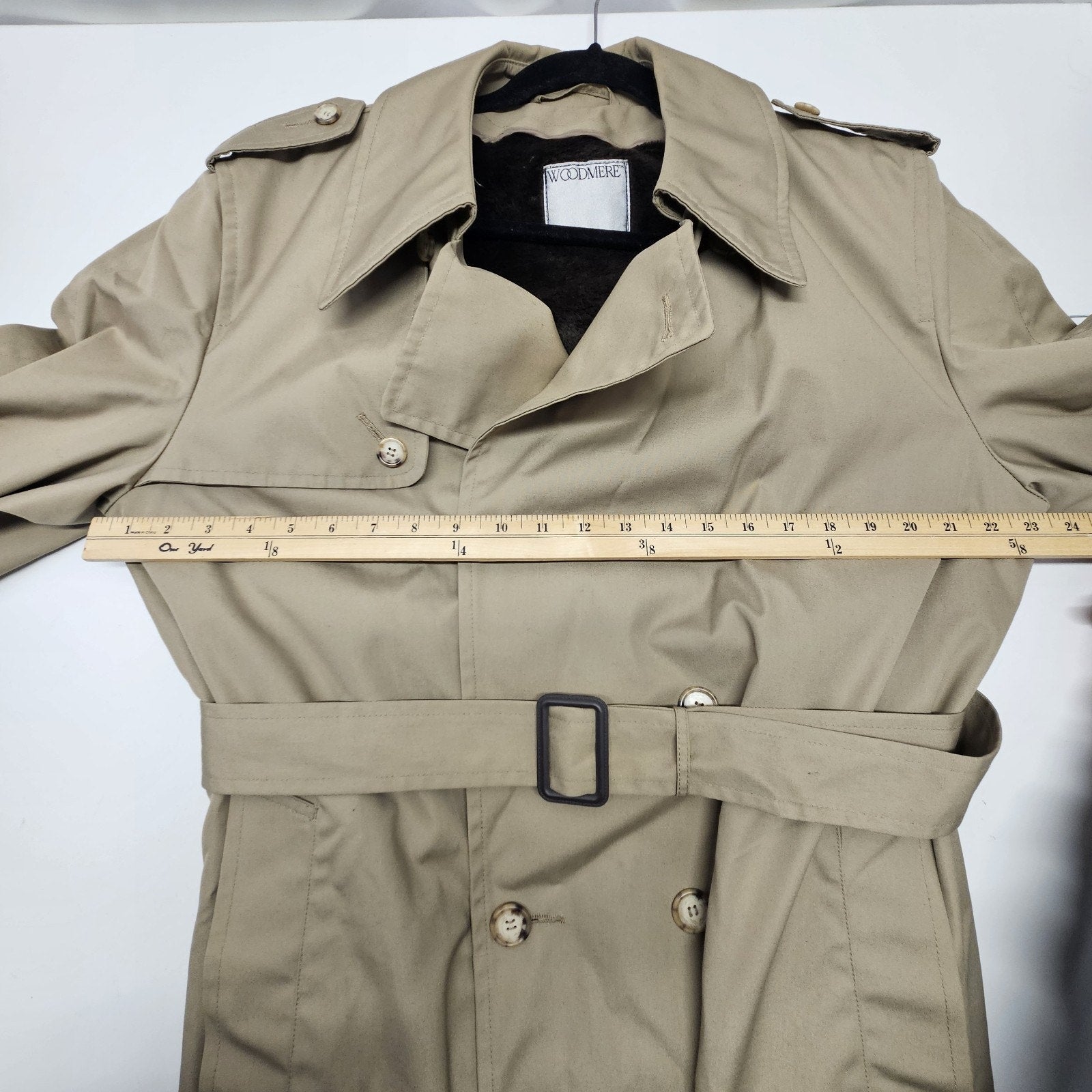 Vtg Woodmere Men Size 44 Beige Long Sleeve Removable Lined Belted Trench Coat