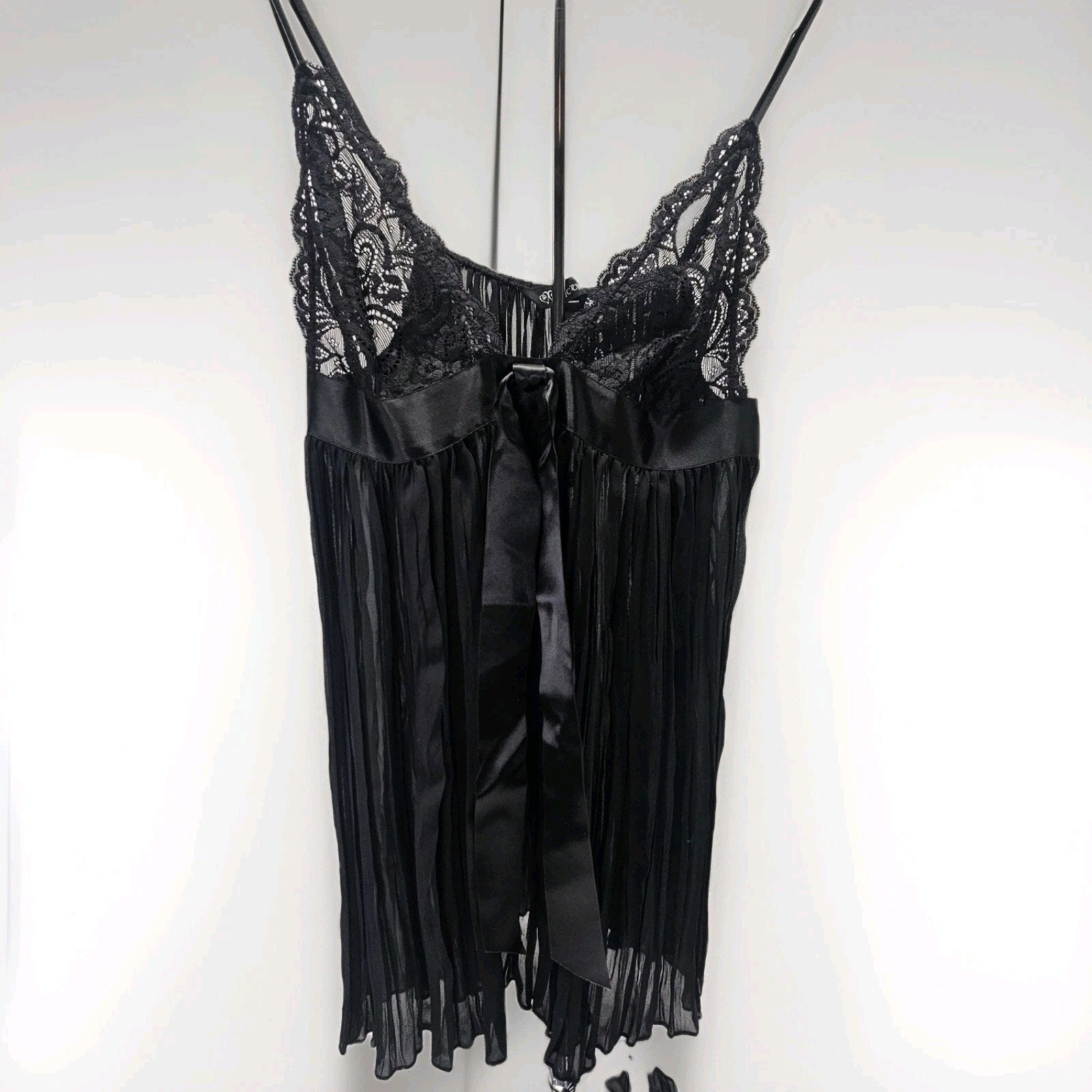 Victoria's Secret Very Sexy Black Pleated Sheer Babydoll Satin Bow Lingerie Med
