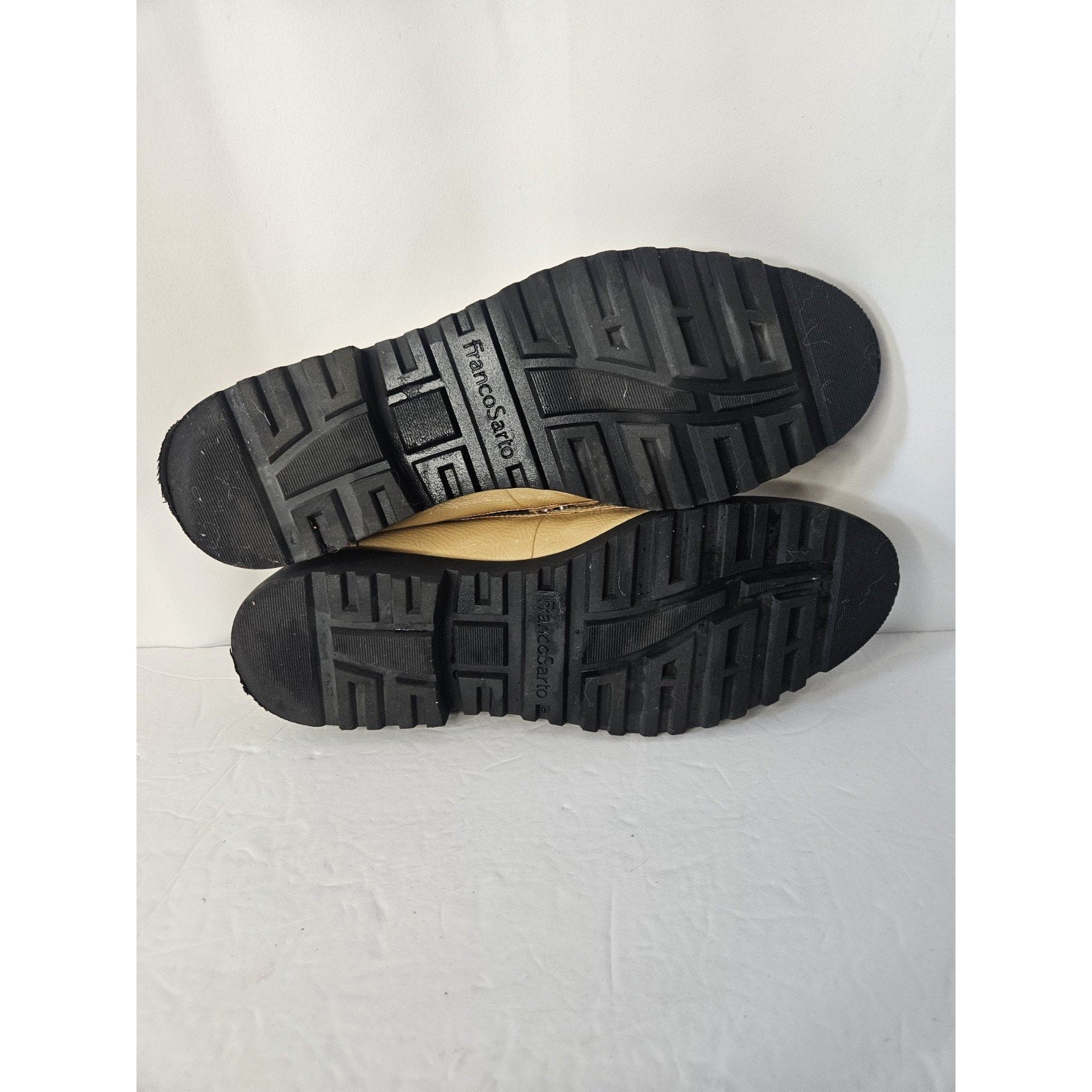 Chunky Y2K Design Shoes Franco Sarto Size 9 Womens Balin Lug Sole Penny Loafer