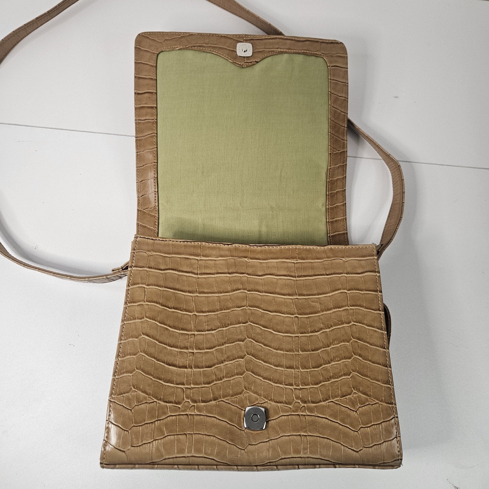 Vintage Liz Claiborne Purse Tan Embossed Faux Crocodile Small Shoulder Purse