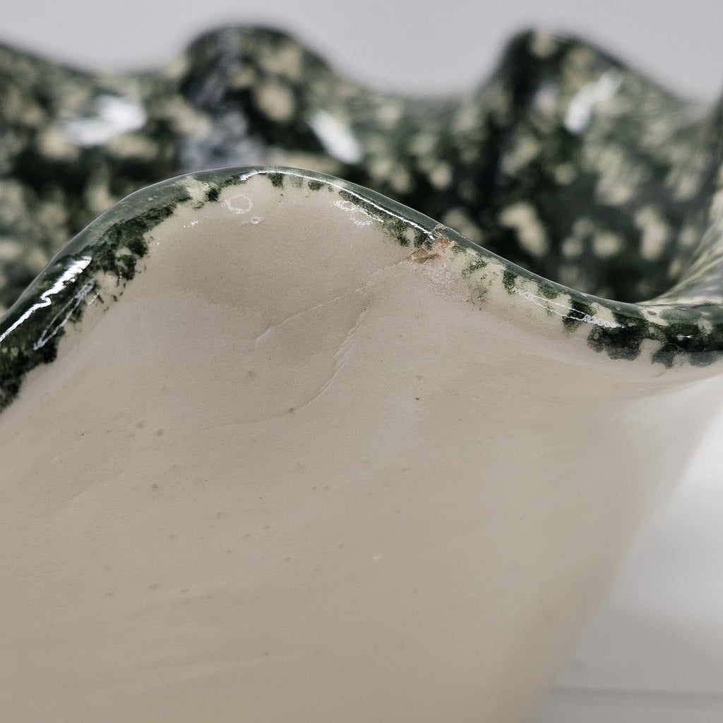 Vtg East Texas Pottery Heart Floral Green Sponge Stoneware Cottage Serving Bowl