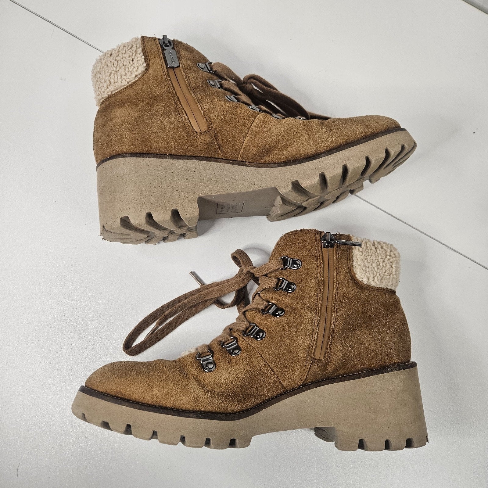 Blondo Devin Lace-Up Faux-Fur Waterproof Boots Suede Bootie 9.5 M Camel