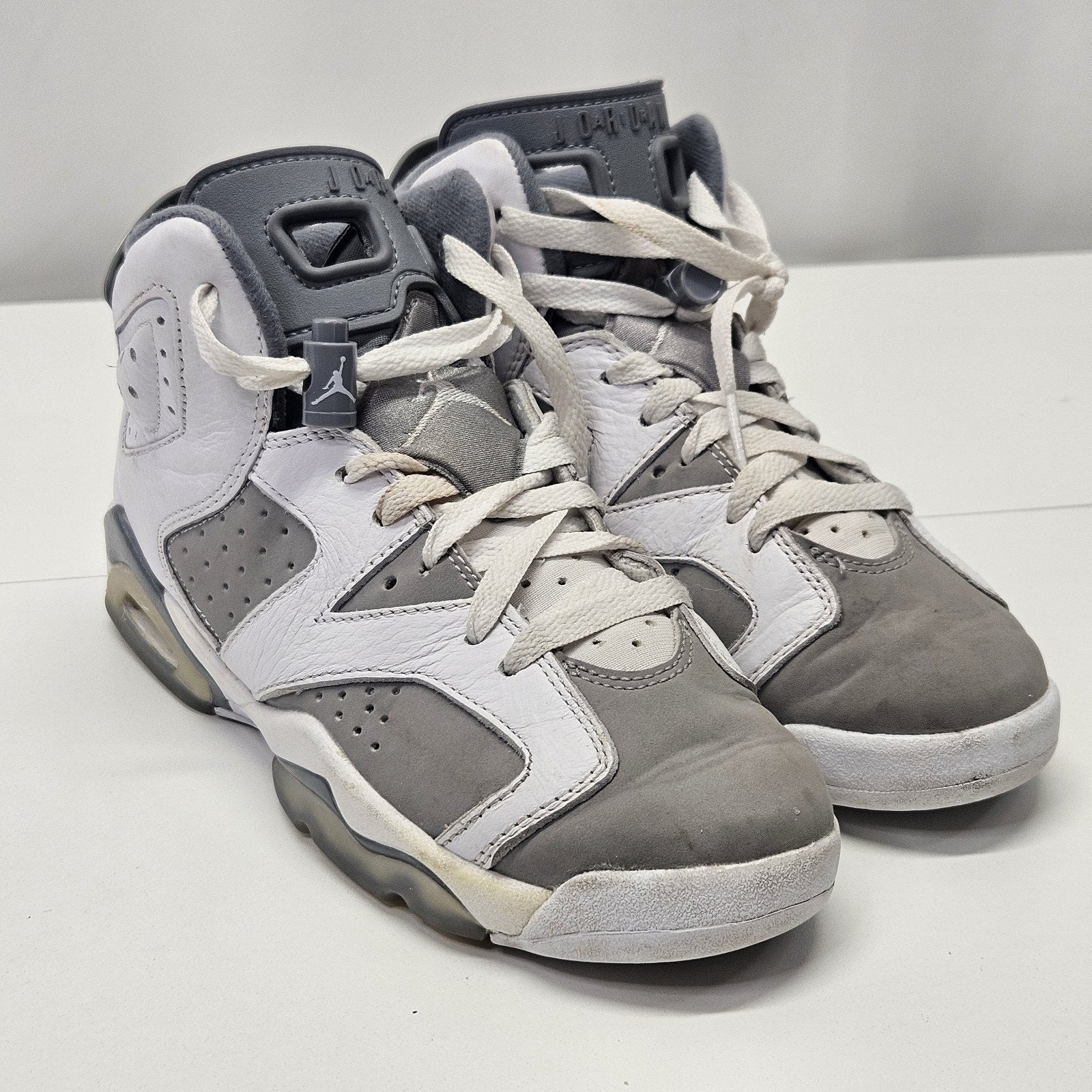 Air Jordan 6 Retro Low Cool Grey Youth Size 4.5M Kids Unisex Nike Streetwear