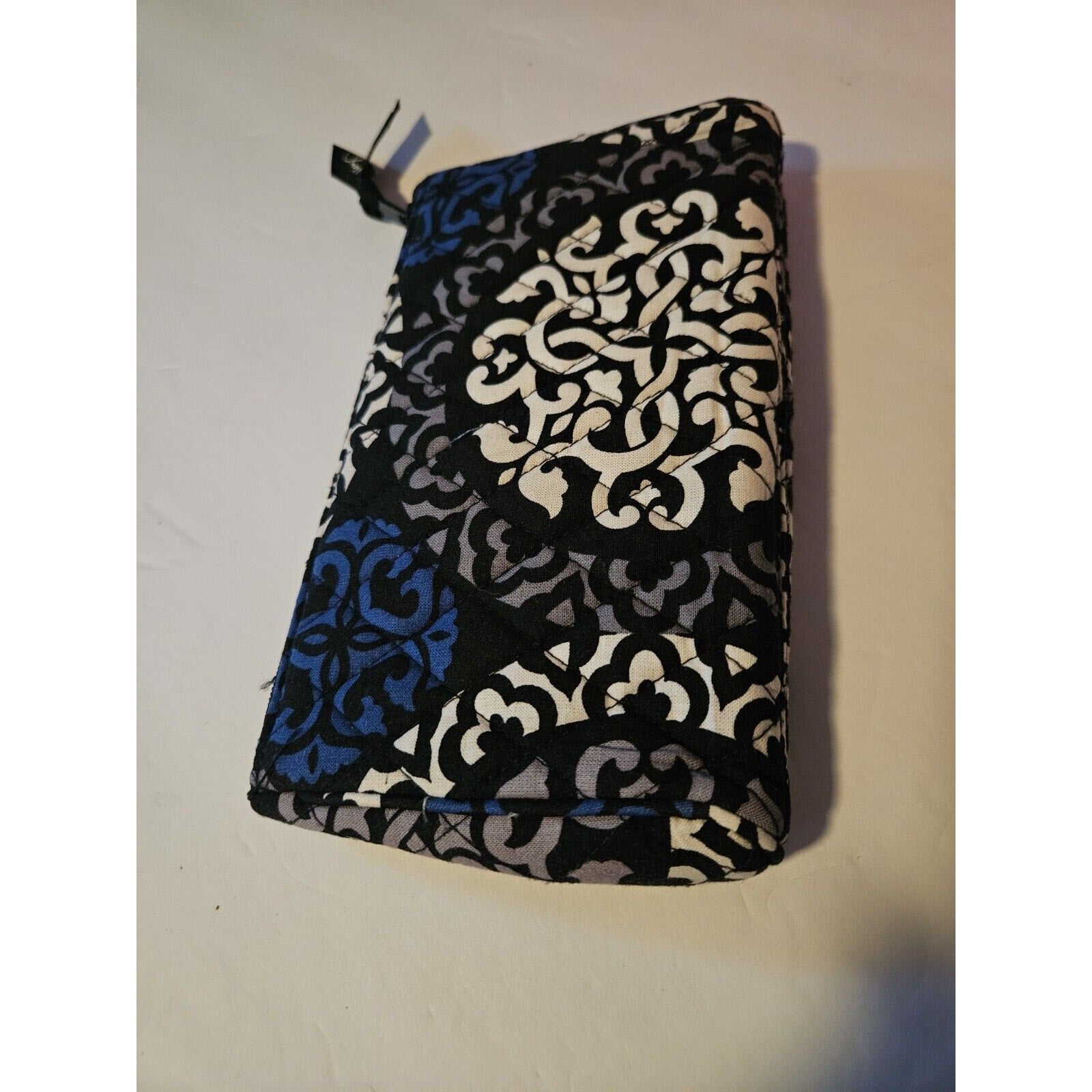Vera Bradley Quilted Club Blue & Black Paisley 9" x 5-1/4"