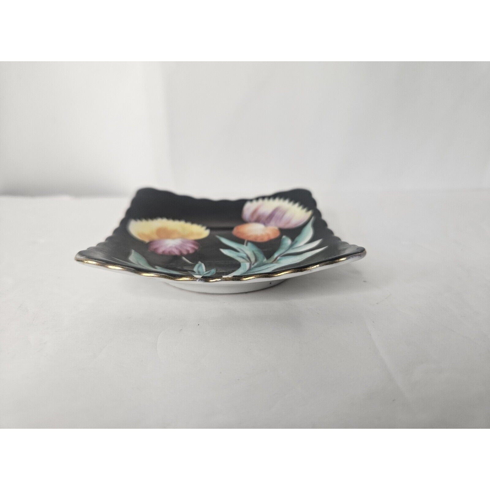 Vintage 3.5” SAJI Porcelain Trinket Dish Plate Occupied Japan Floral Black Pink