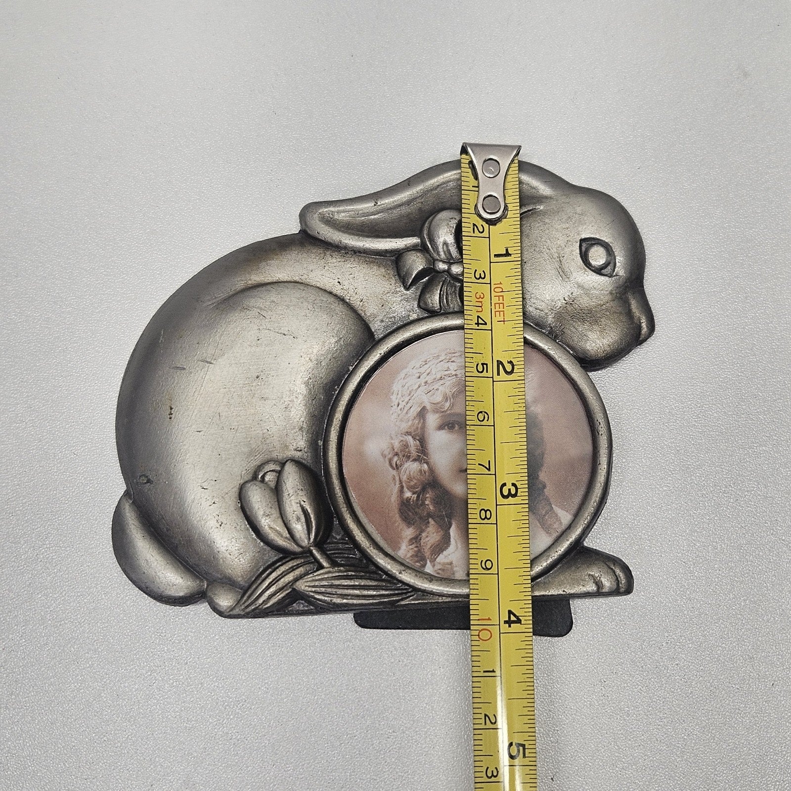 Vintage 2005 Hallmark White Rabbit Mini Photo Frame 2" Round Photo Bunny Easter