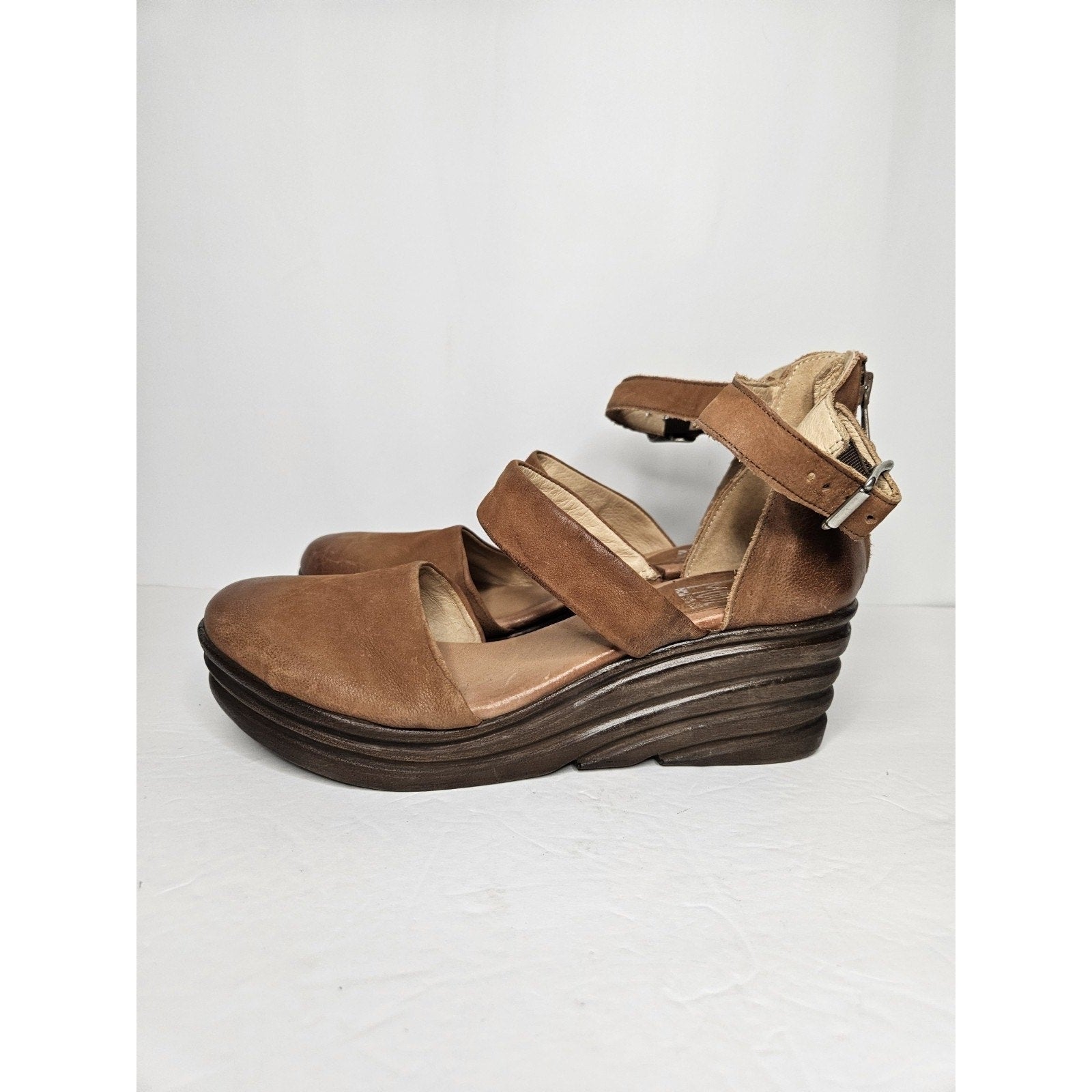 Miz Mooz Amia Brandy US Size 10 Cap Toe Closed Toe Boho Wedge Heels