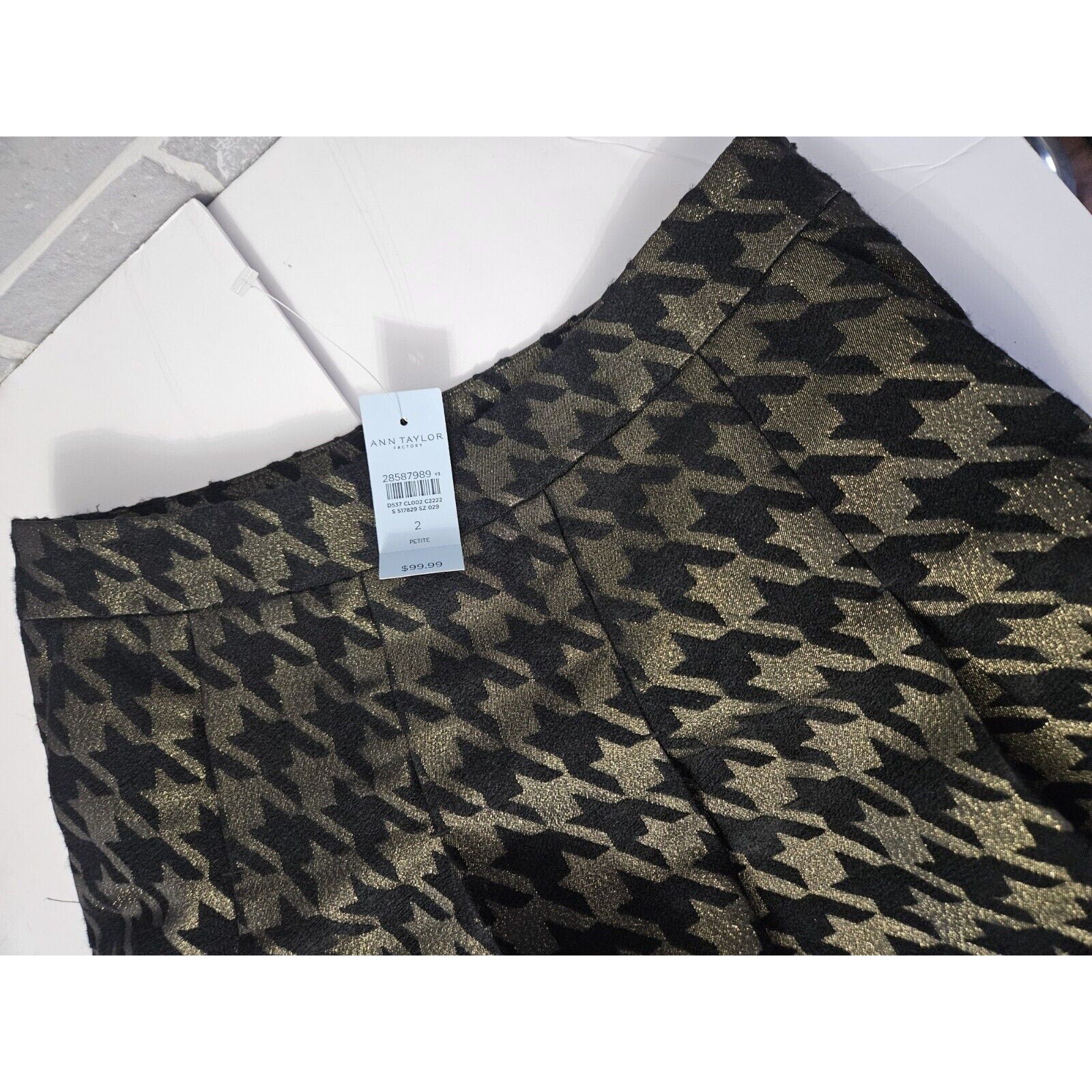 NWT Ann Taylor Factory Petite Sz 2 Black & Shimmer Gold Herringbone w Pleats