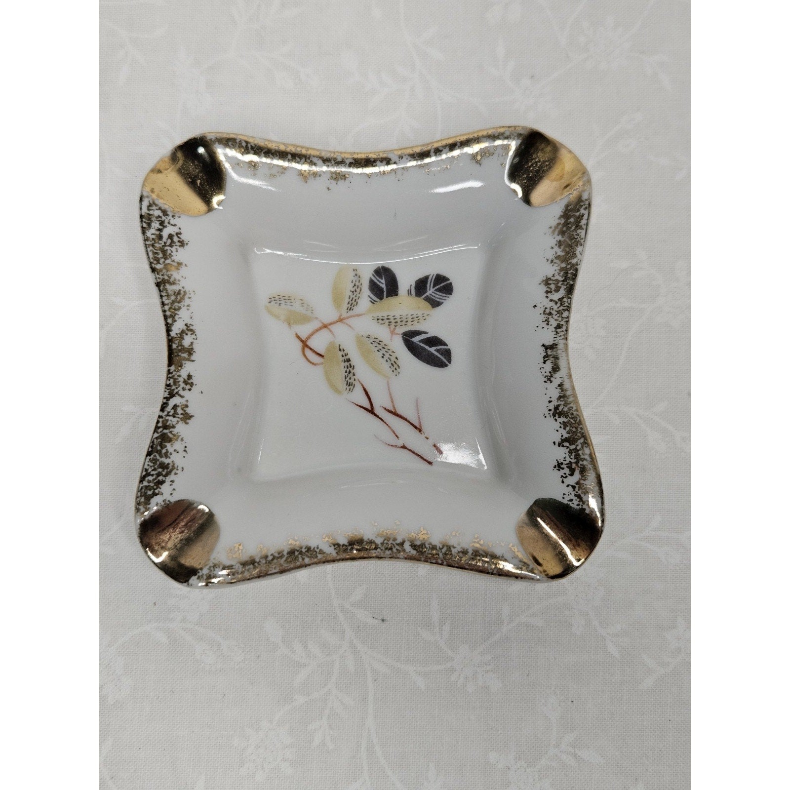 Vintage Porcelain Ashtray Japanese Leaf Design With Gold Trim 3" Mid Century