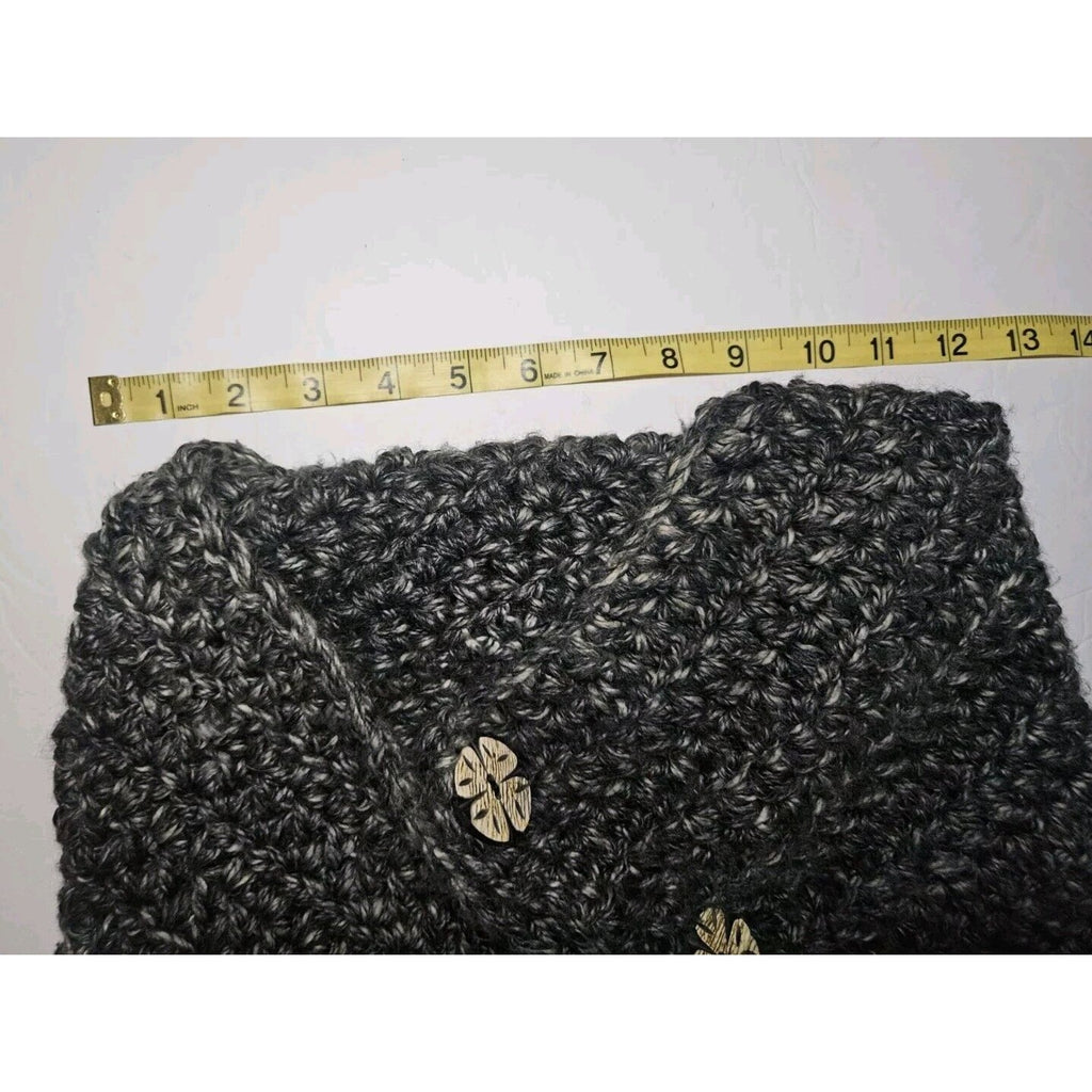 Womens Hand Knitted Chunky Knit Crowl Scarf In Gray Tones With Flower Buttons