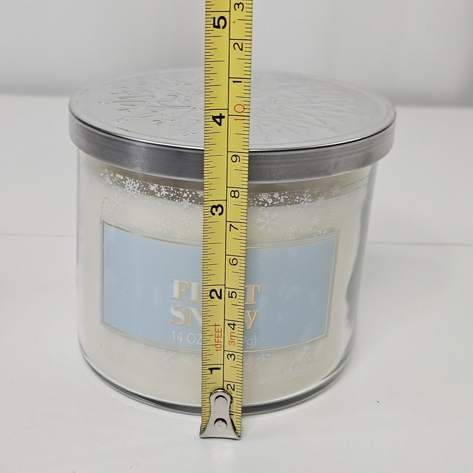 Huntington Home Soy Blend Candle - FIRST SNOW Scent - 3 Wick 14 oz 4" Round
