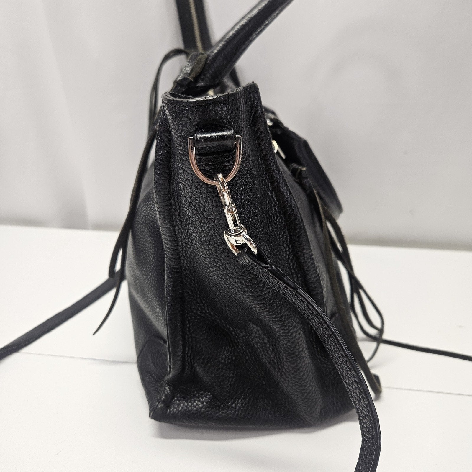 Rebecca Minkoff Fringe Regan HT26EFRS31 Black Leather Ladies Handbang Boho Chic