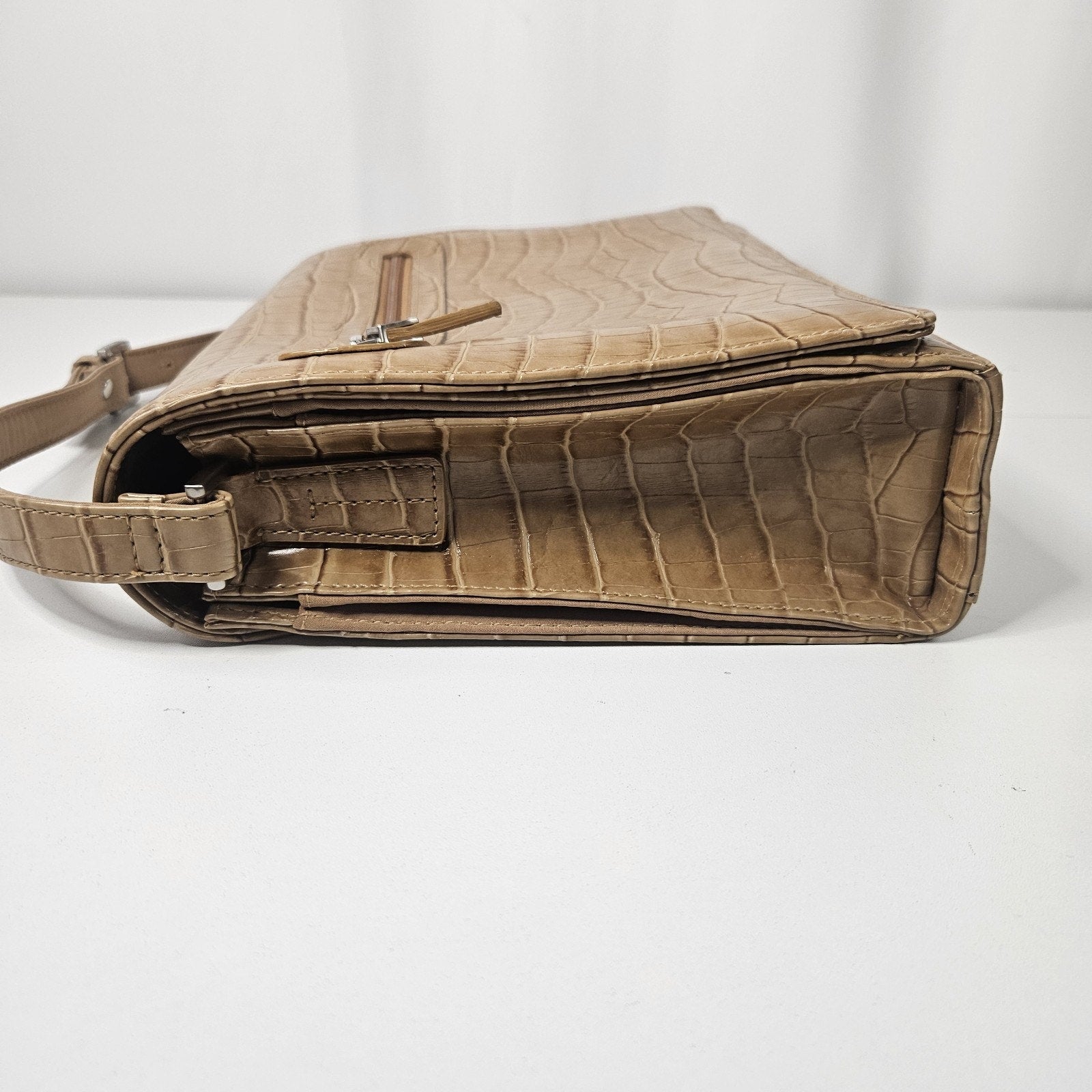 Vintage Liz Claiborne Purse Tan Embossed Faux Crocodile Small Shoulder Purse