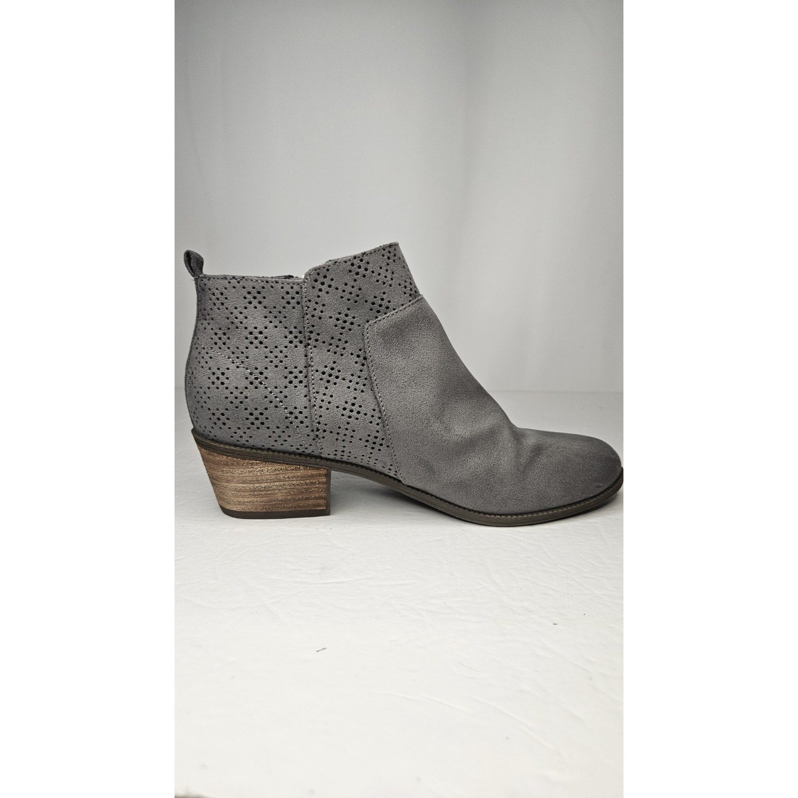 DR. SCHOLL'S Women's Dark Shadow Grey Brianna Perforated Block-Heel Booties SZ 8